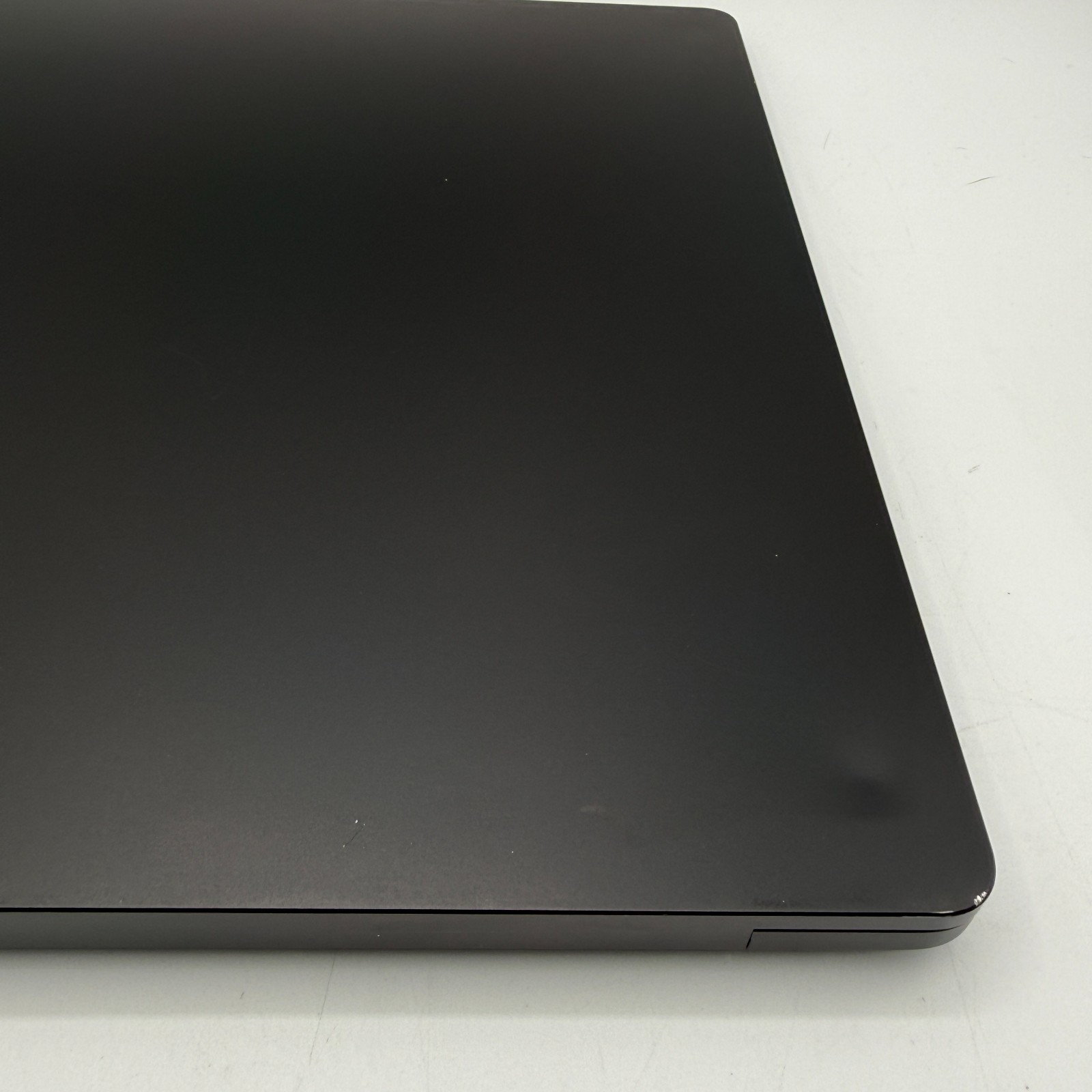 Microsoft Surface Laptop 3 15″ i7-1065G7 32GB RAM 1TB SSD Winвdows 11 Pro Black