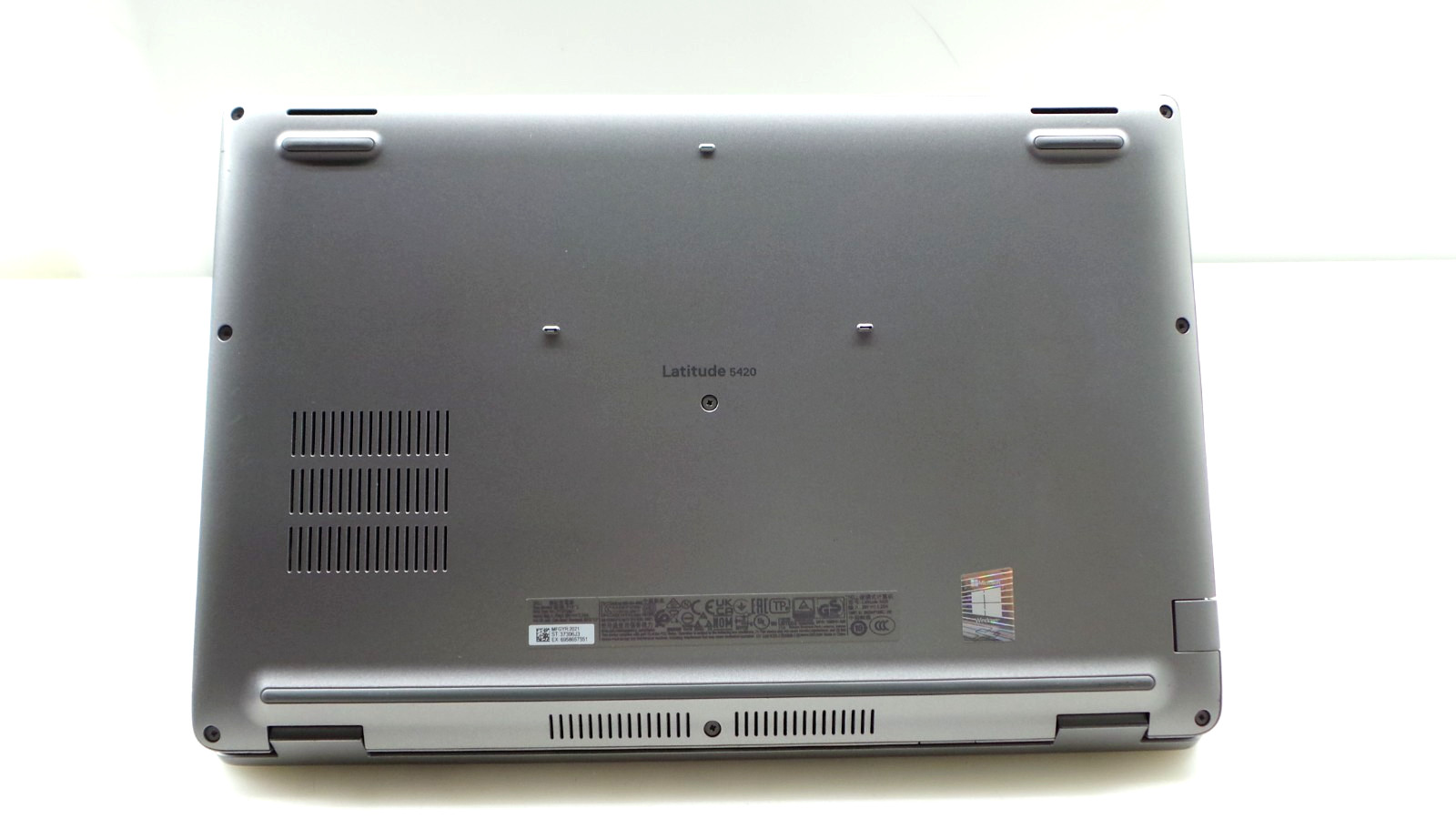 Dell Latitude 5420 | 14″ | i5-1135G7 2.40GHz | 16GB RAM 512GB NVMe | WIN 11 PRO