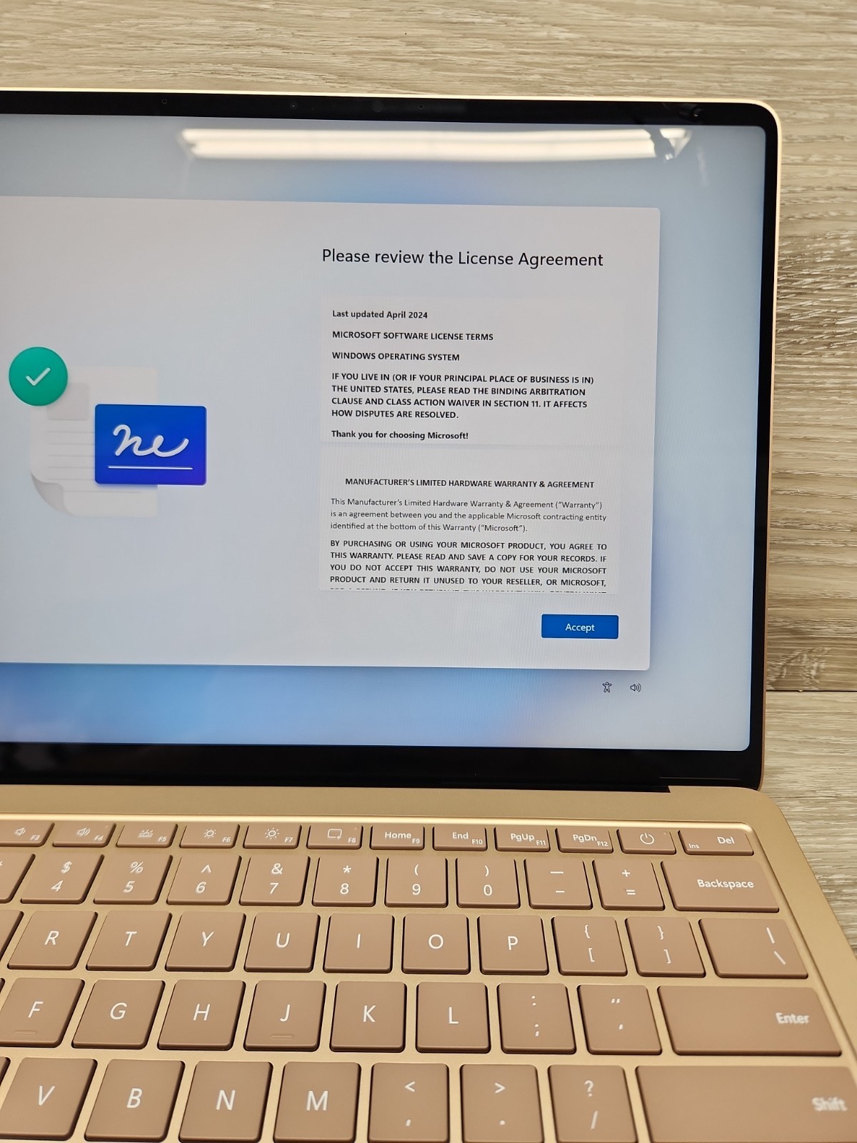 Microsoft Surface Laptop 7 13″ Snapdragon X Plus 16GB 512GB SSD (Read)