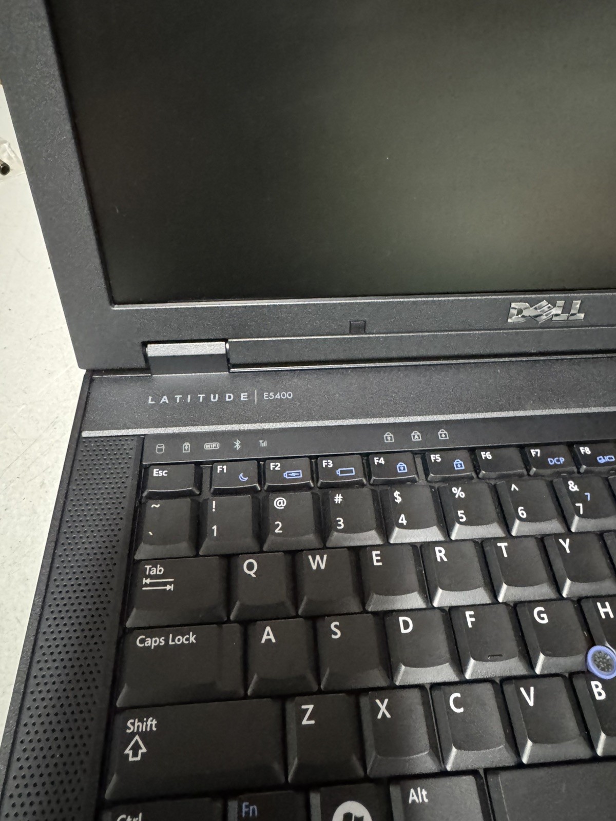 Dell Latitude E5400 14” Core 2 Duo 2GB RAM No HDD No Charger BIOS TESTED
