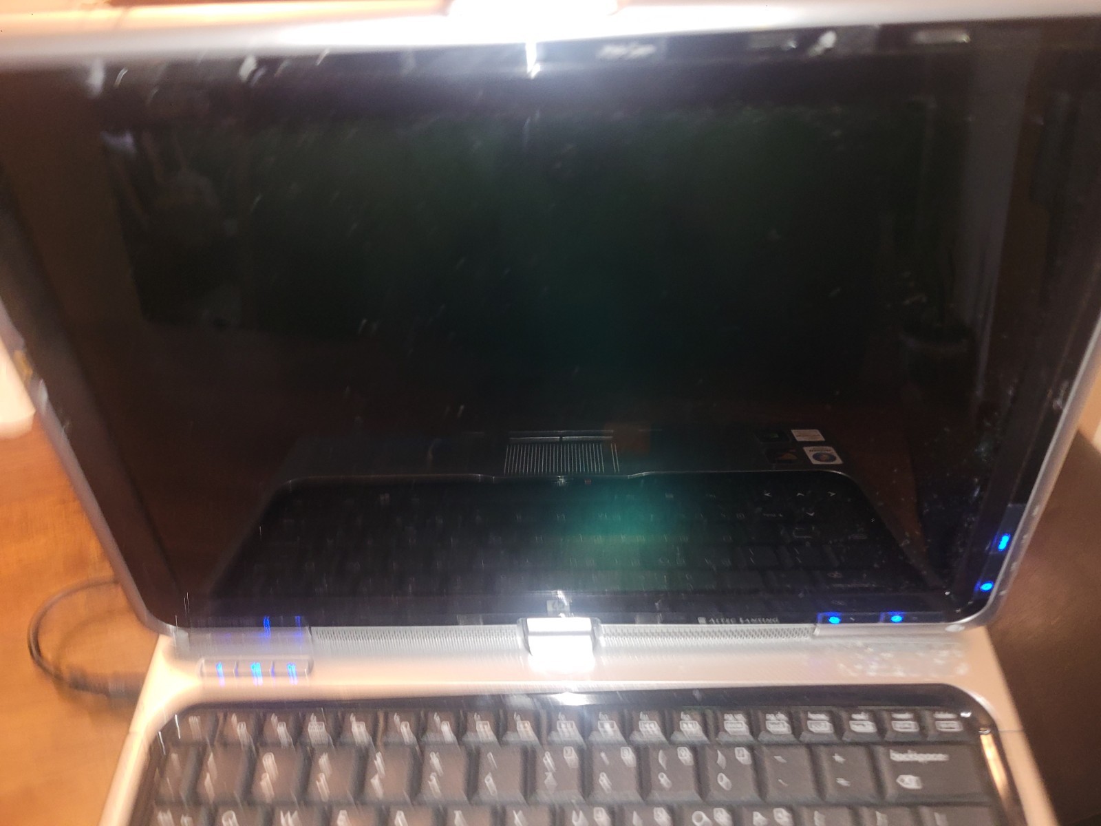 HP Pavilion tx 1110 Us and Power Adapter convertible table notebook