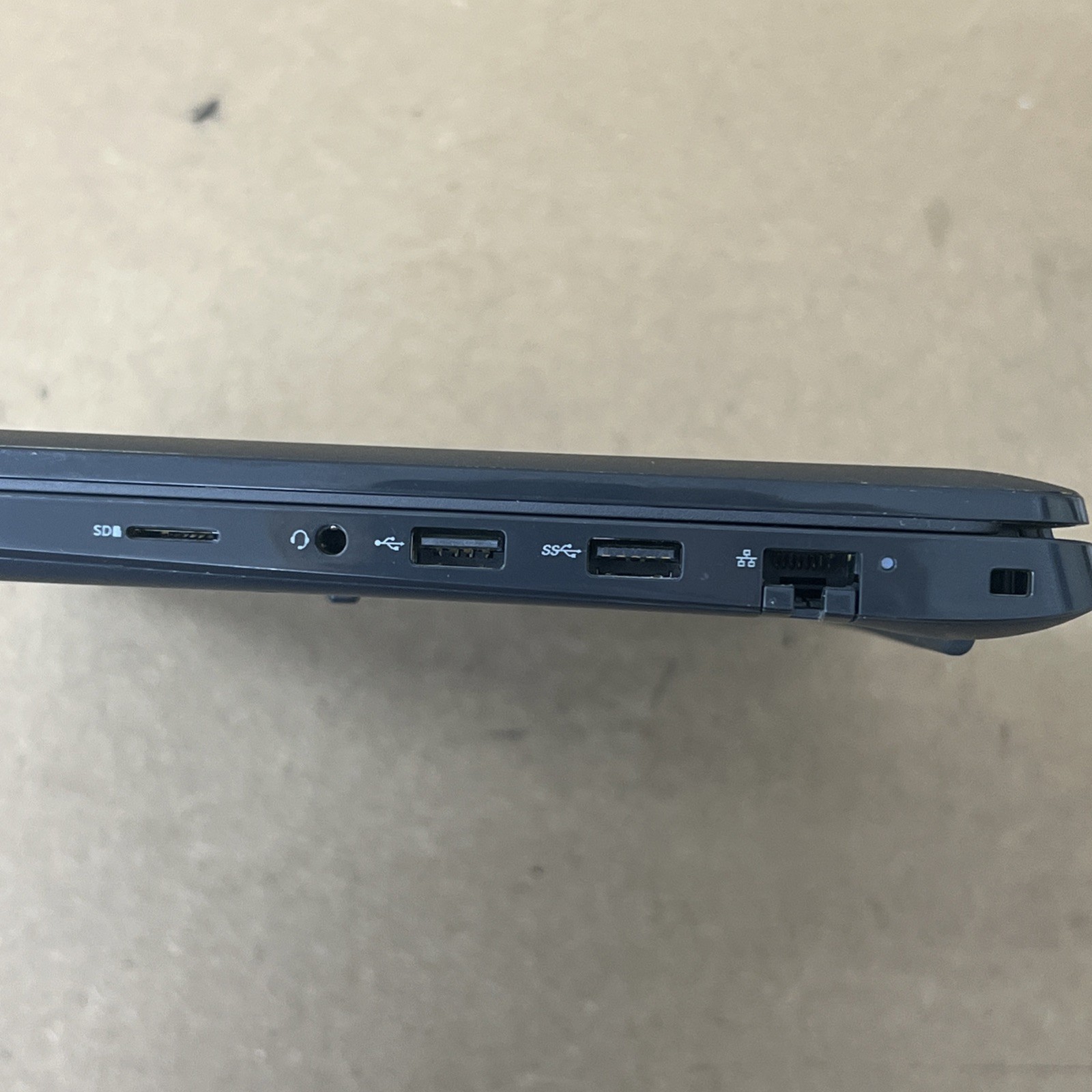 Dell Latitude 3420 i5-1135G7 2.4GHz 8GB Ram 256GB SSD – Good *72% Battery*