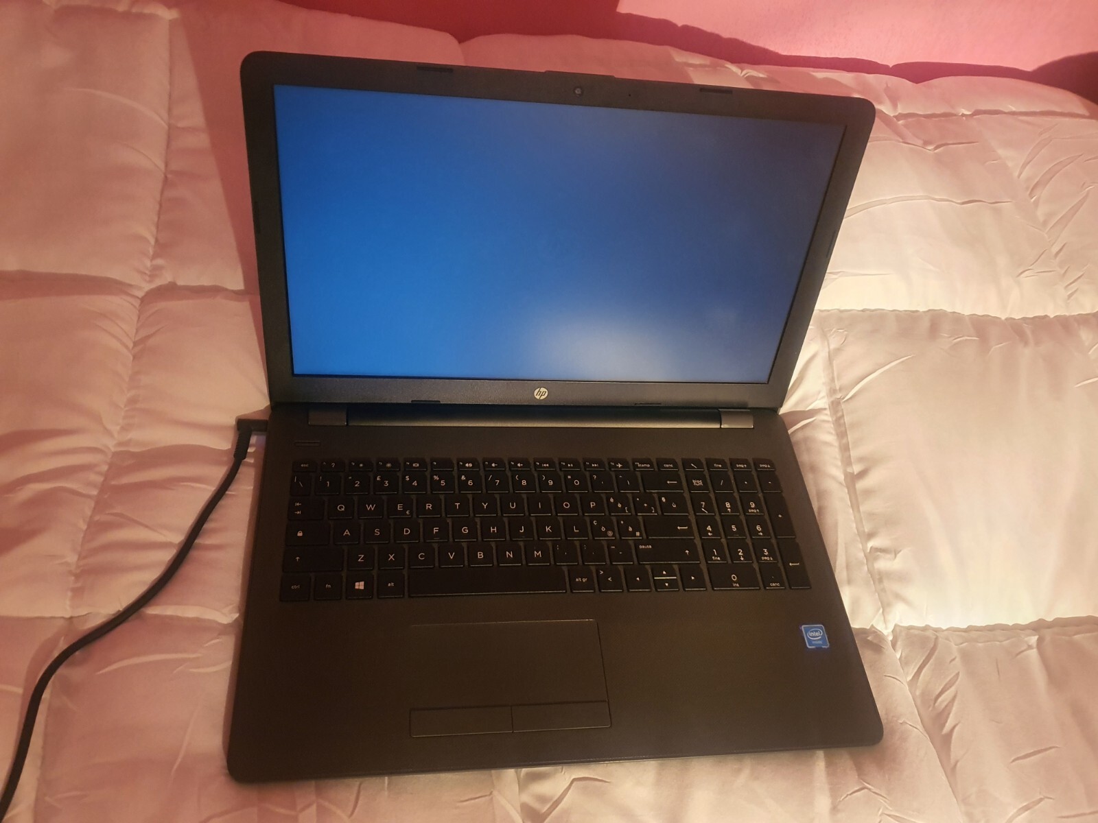 HP 250 G6 15.6″ (4GB, AMD E2-9000e, 2.0GHz, 500GB HDD) Laptop – Black