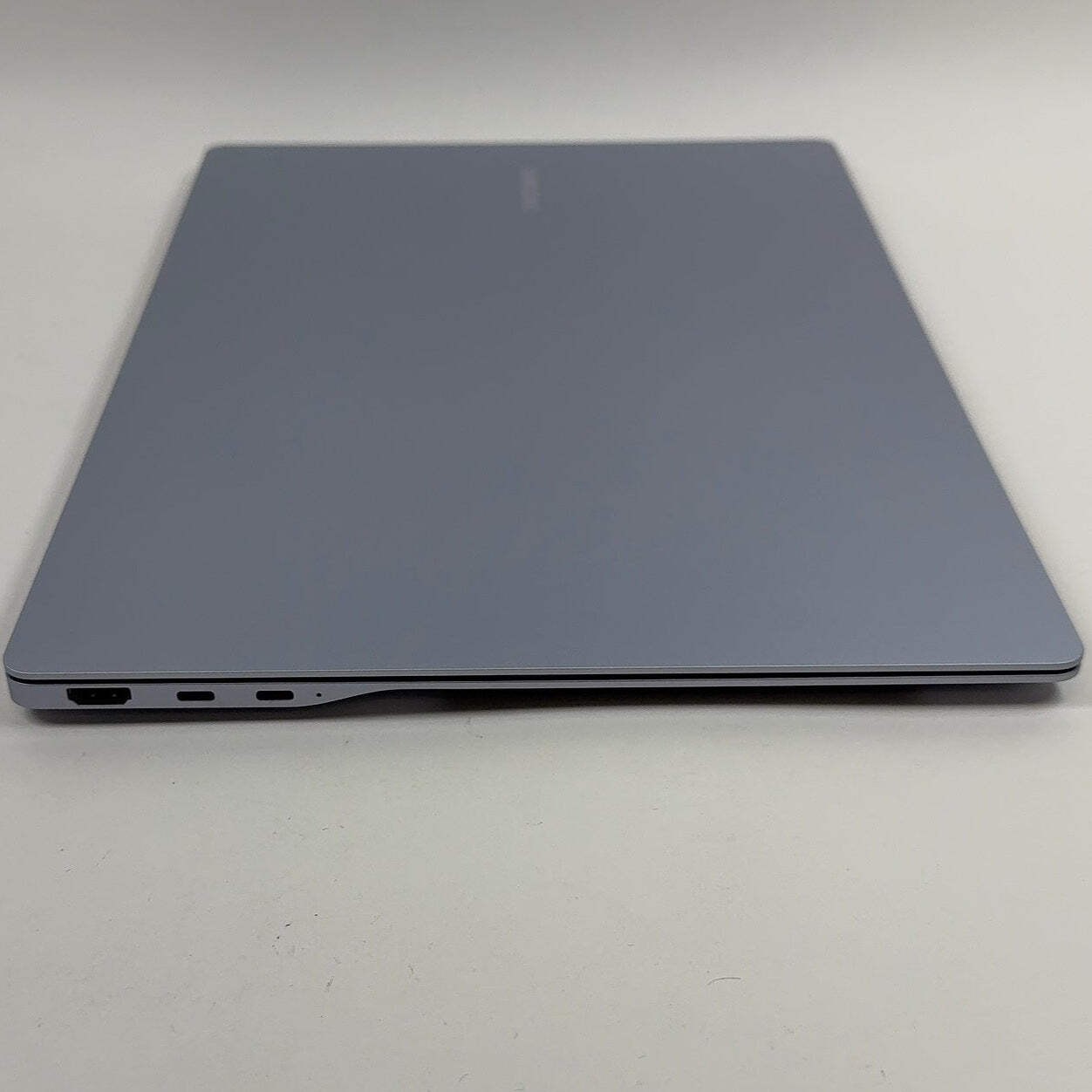 Samsung Galaxy Book4 Edge NP960XMA 16″ Snapdragon X Elite 16GB RAM 512GB SSD