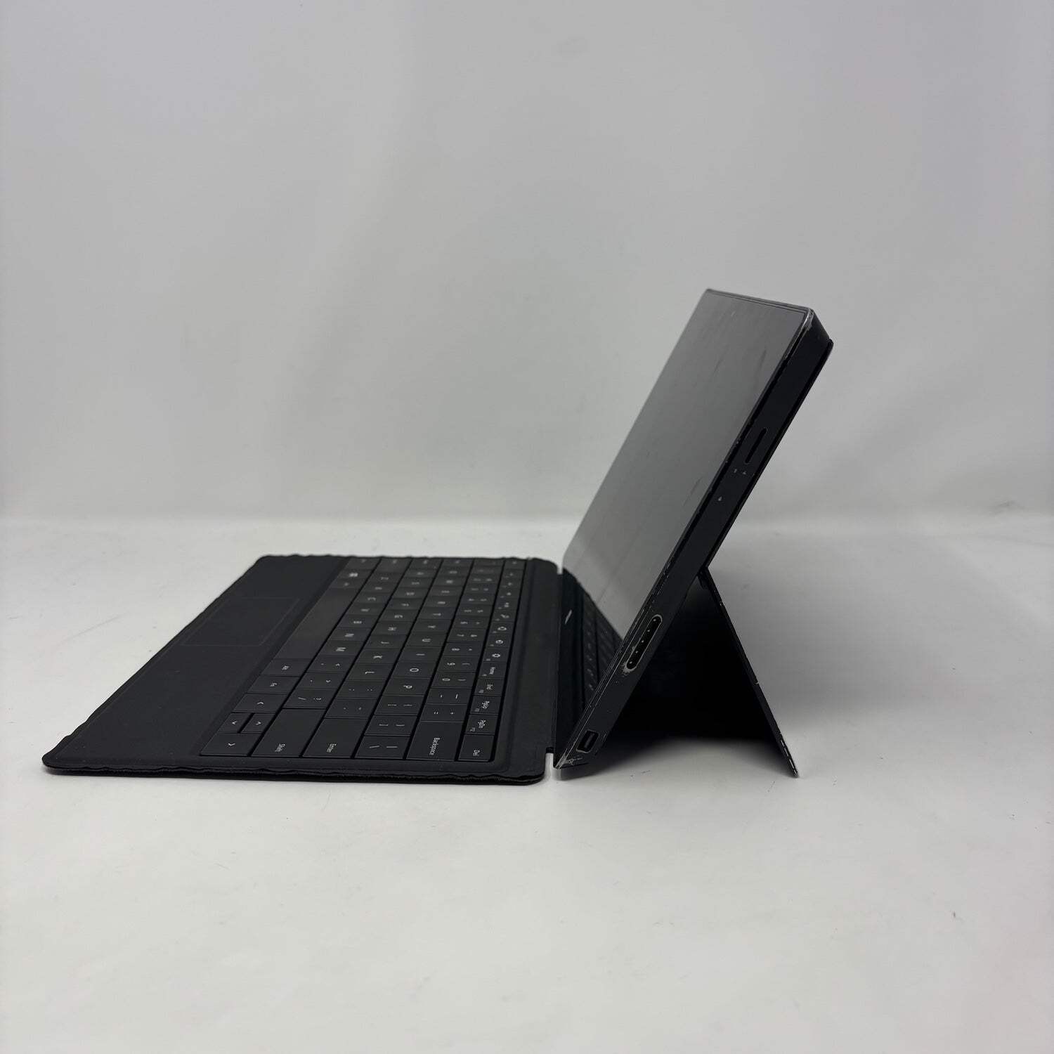 Microsoft Surface Pro 2 1601 10.6″ i5-4300U 1.9GHz 8GB RAM 250GB
