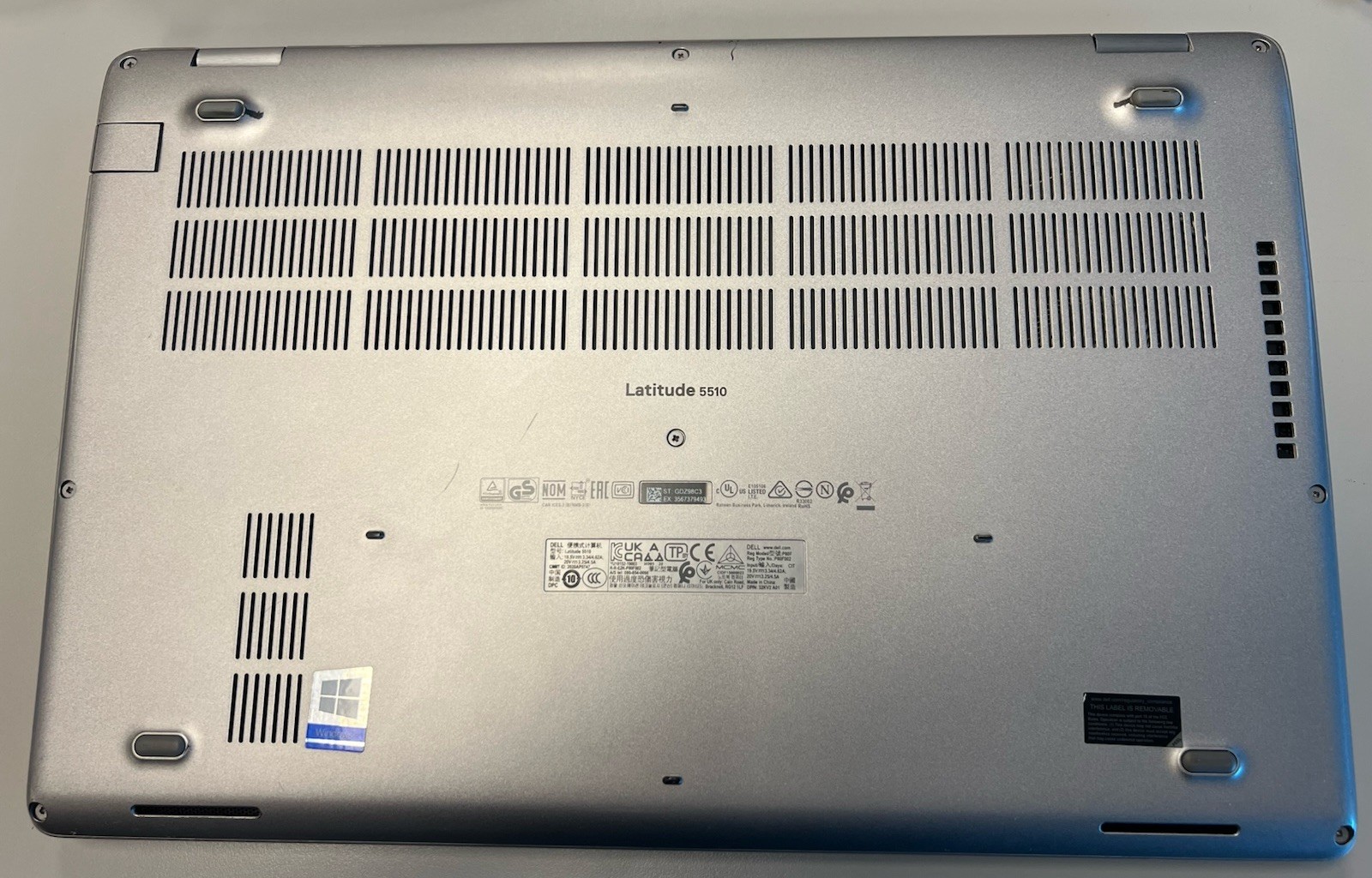 Dell Latitude 5510 | Intel Core i5-10310U | 8GB RAM | 250 GB SSD | No Charger