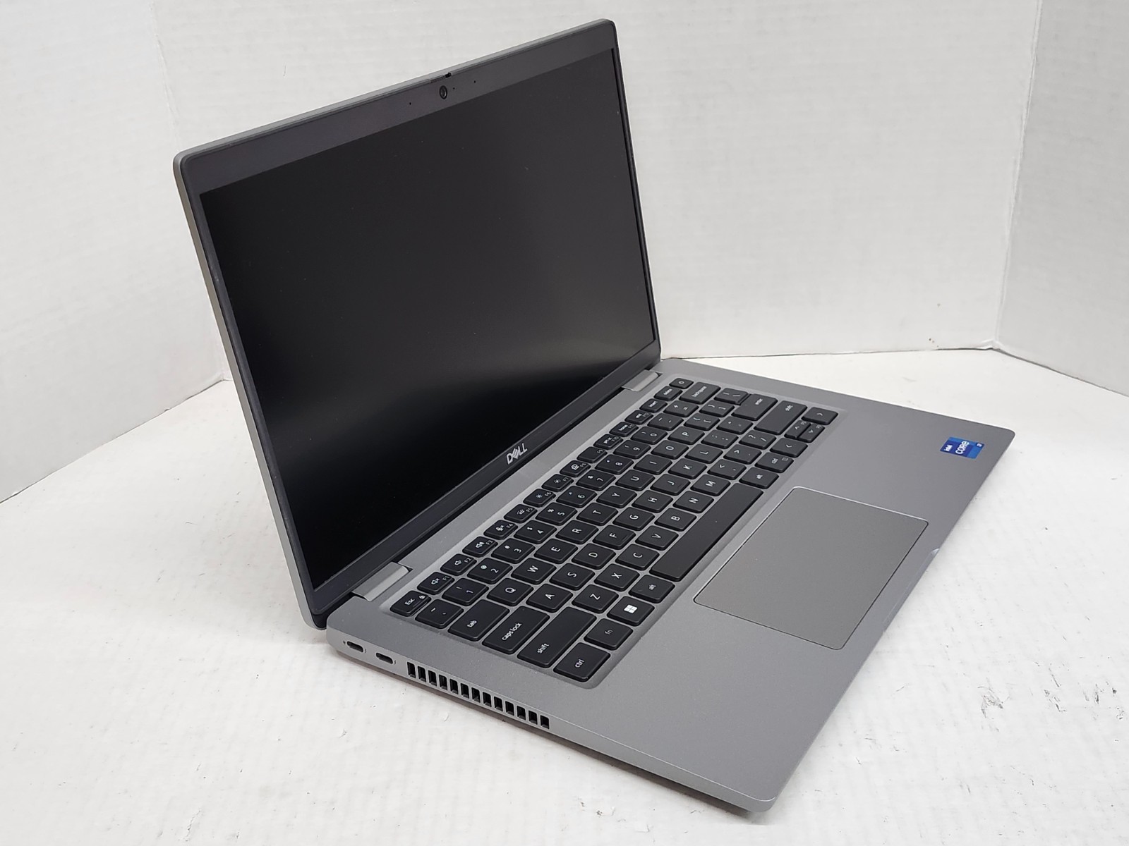 Dell Latitude 5430 Laptop – Core i7-1265U 32GB 256GB SSD – Webcam