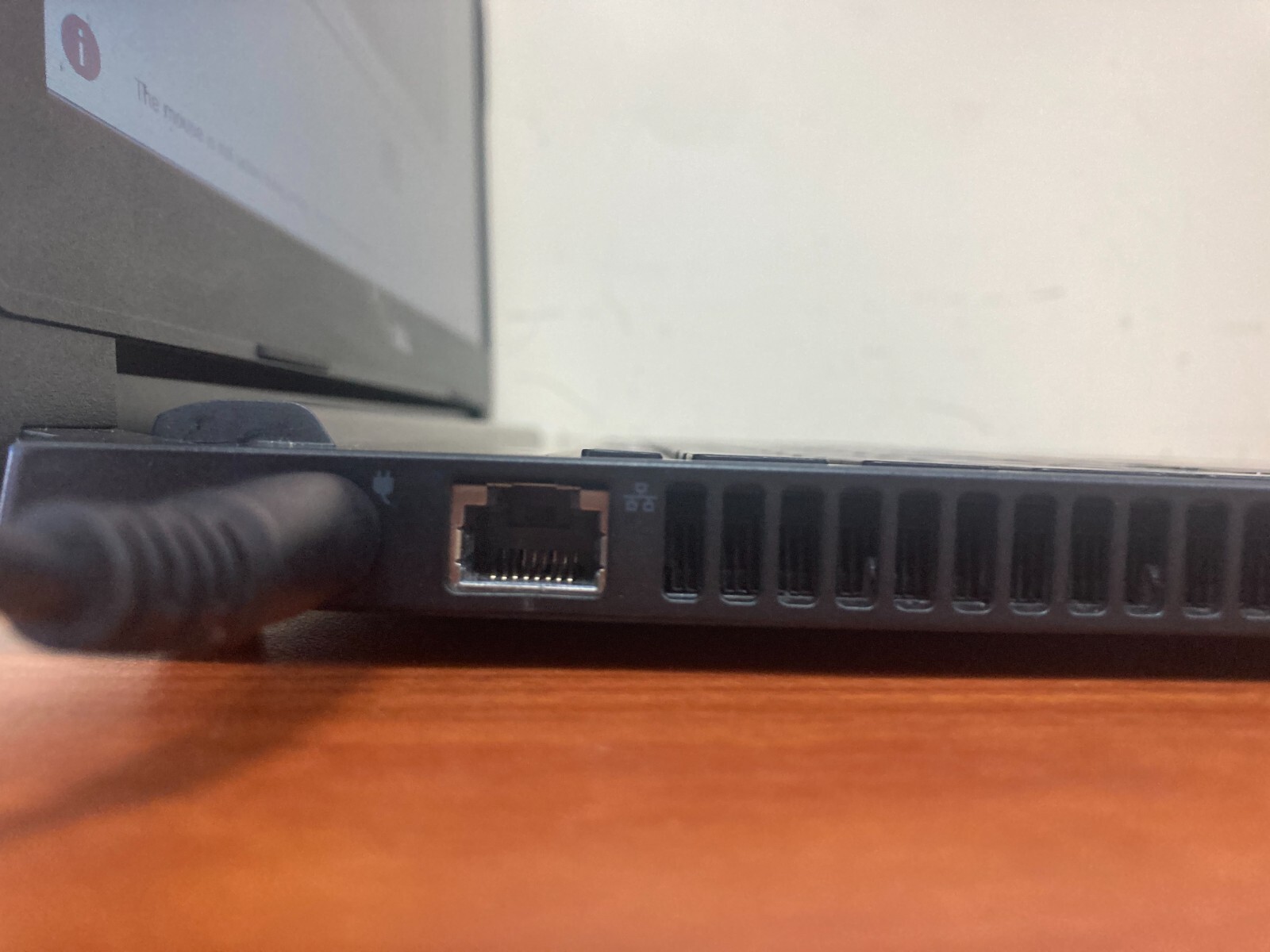 Dell Latitude 3570 | Intel Core i3-6100U | 128GB SSD | 8GB RAM | WIN 10 PRO