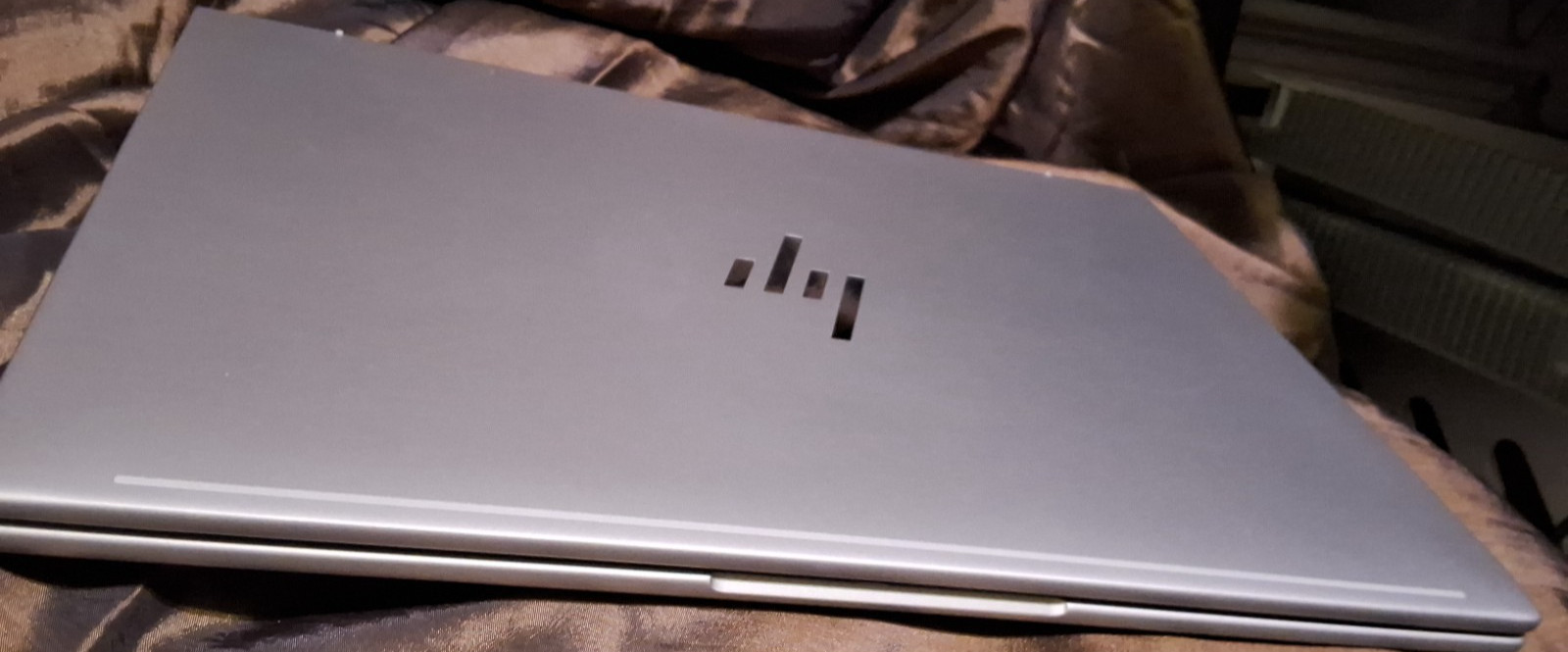 HP EliteBook 8 G1a Next Gen 13” Ryzen 5 Pro 340w/Radeon 840M 32GB 512GB AI PC