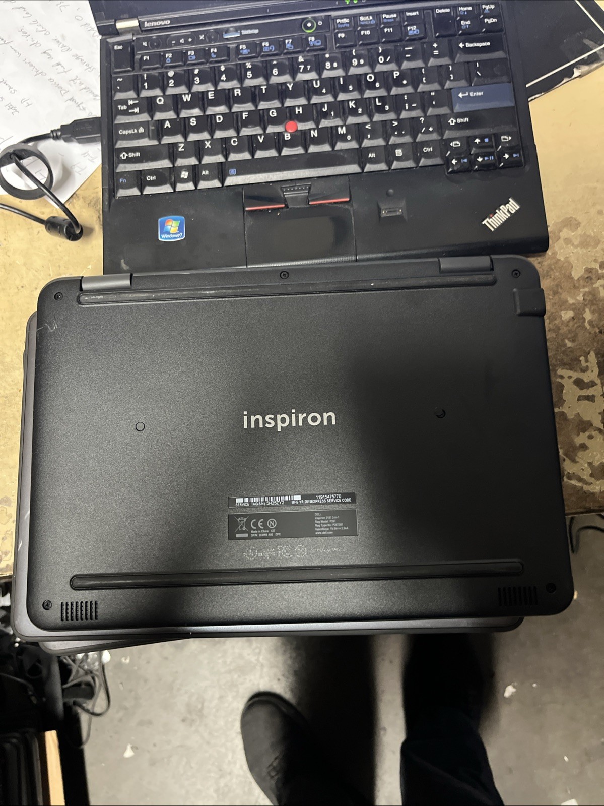 Dell Inspiron 3189 2-in-1 P26T Touch Screen Chromebook 4GB RAM 32GB + Charger
