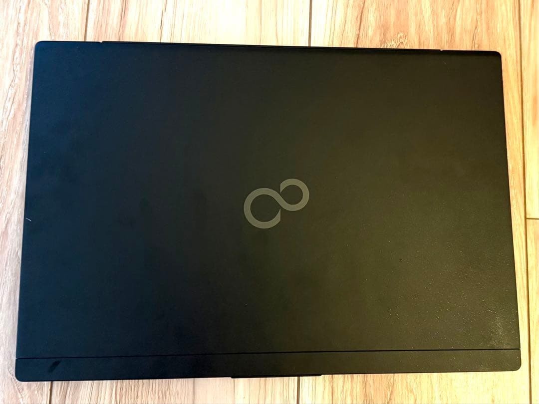 Fujitsu Lifebook FMVU19011 U939A Core i5 8GB NO SSD Tested