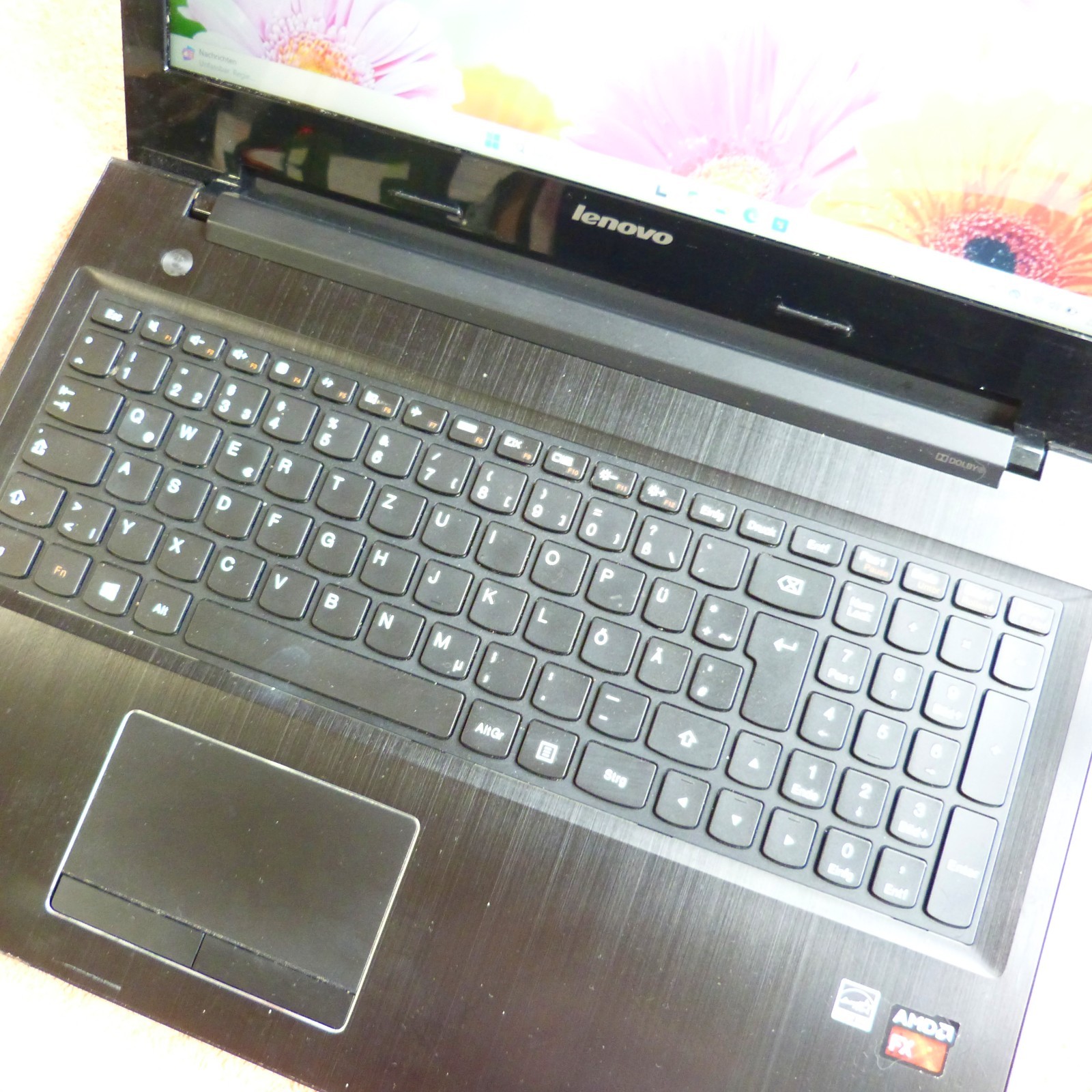 Lenovo Z50 ULTRABOOK 15″ FULLHD l SSD Windows 11 l AMD QUAD CORE l 8GB RAM