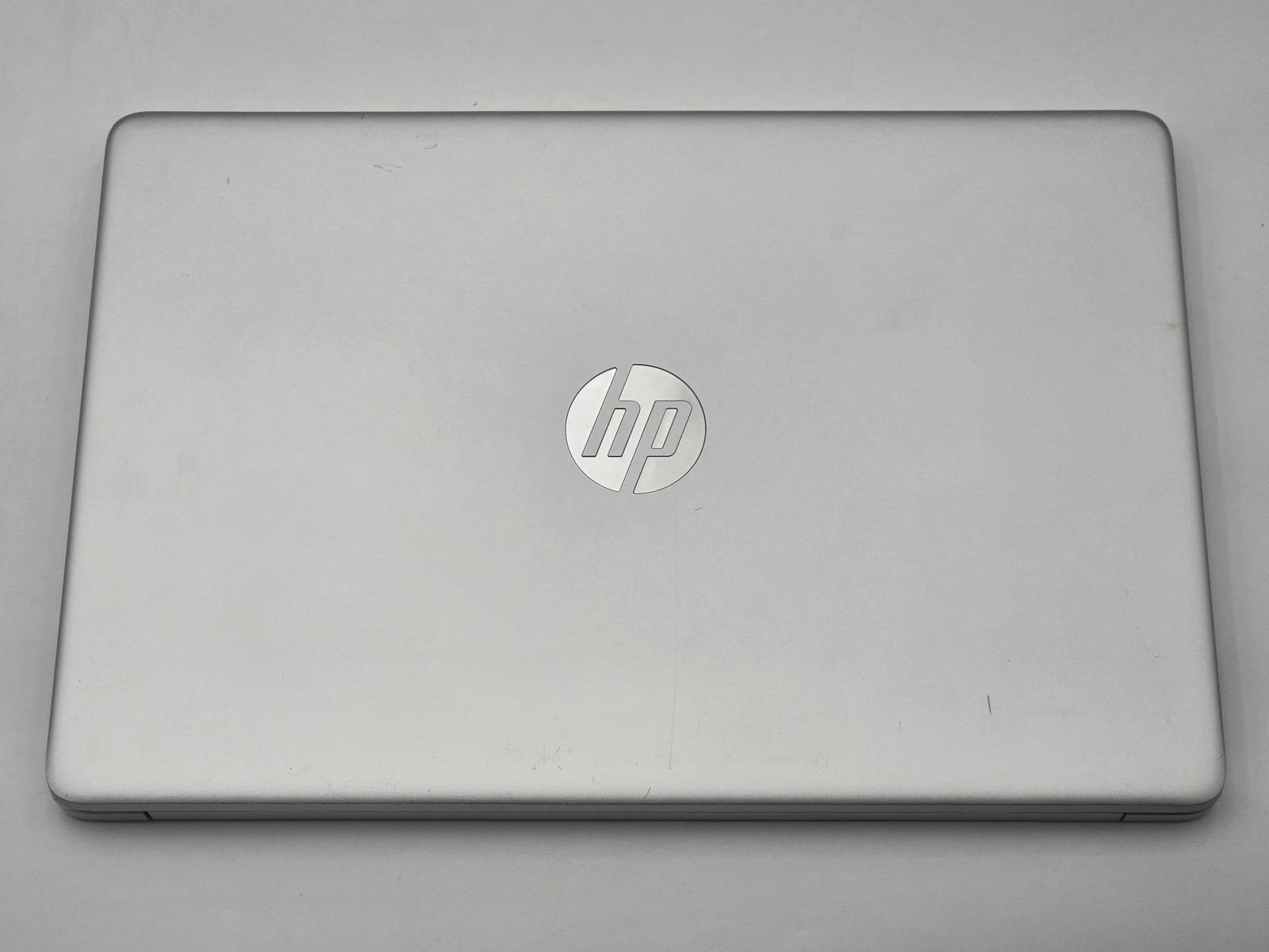 HP Laptop 15-dy2073dx 15″ FHD Touch I7-1165G7 512GB SSD 16GB W11 Webcam
