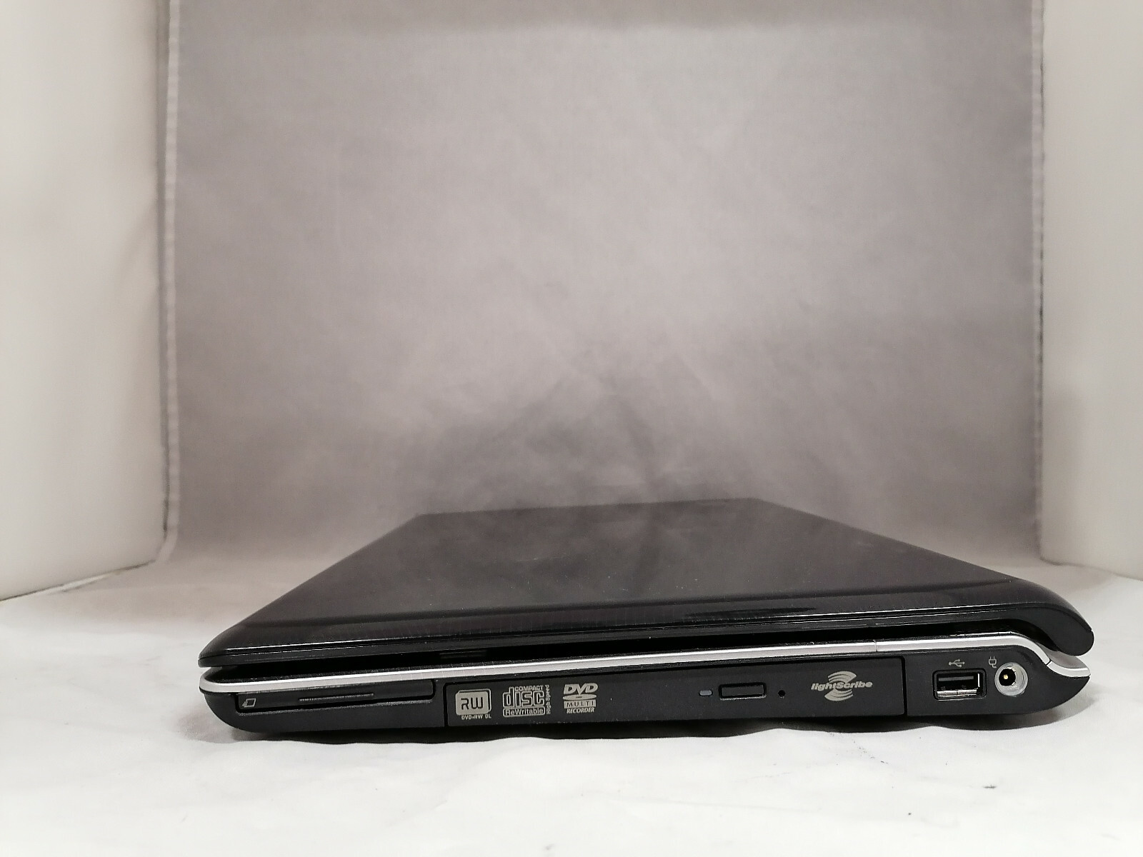 HP Pavilion dv6433cl T5400 2GB Posts to BIOS No Battery No Charger No HDD