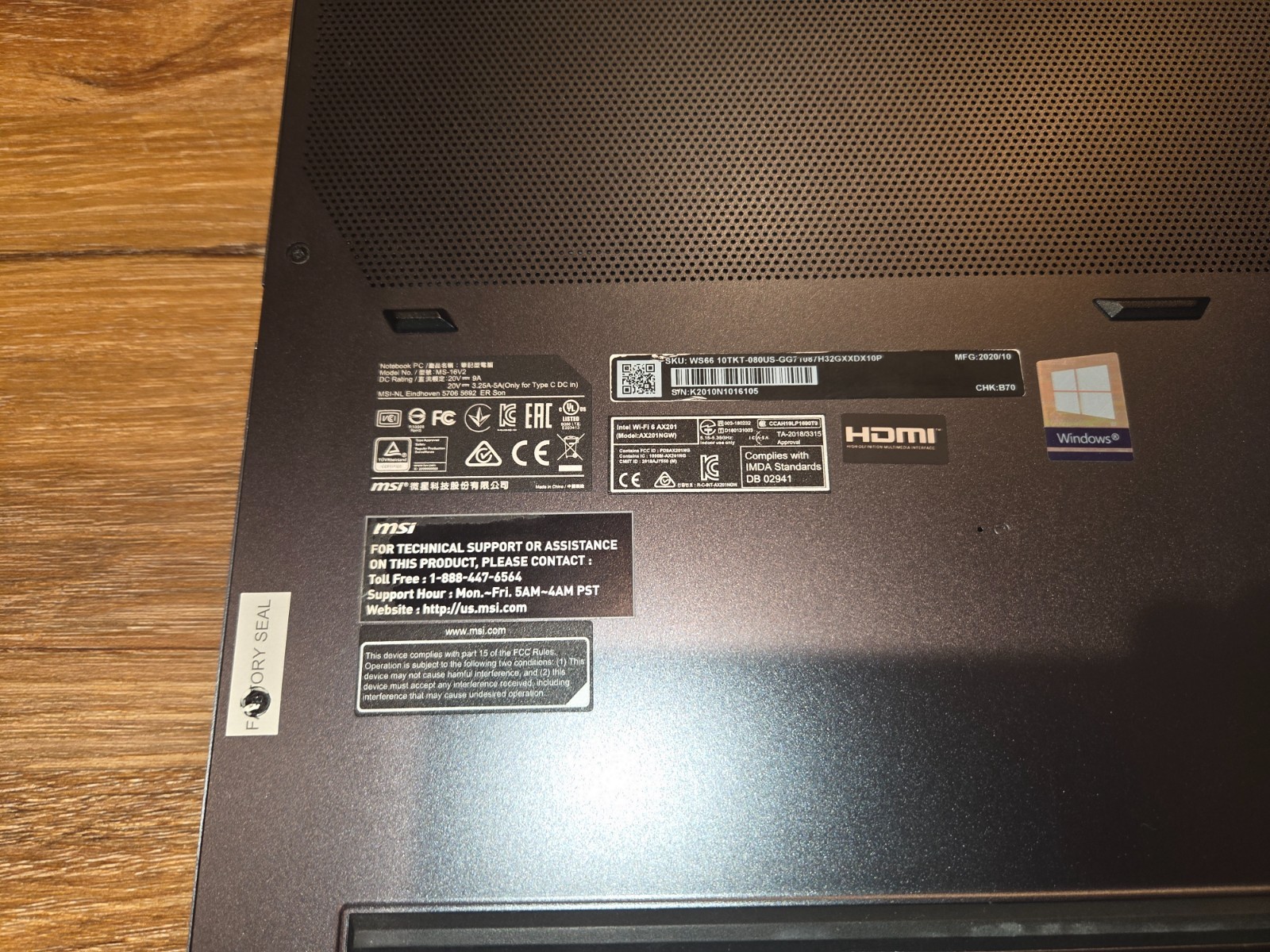 MSI WS66 10TKT / i7-10875H / 32GB / 1TB SSD / Windows 11 Pro / TOUCH