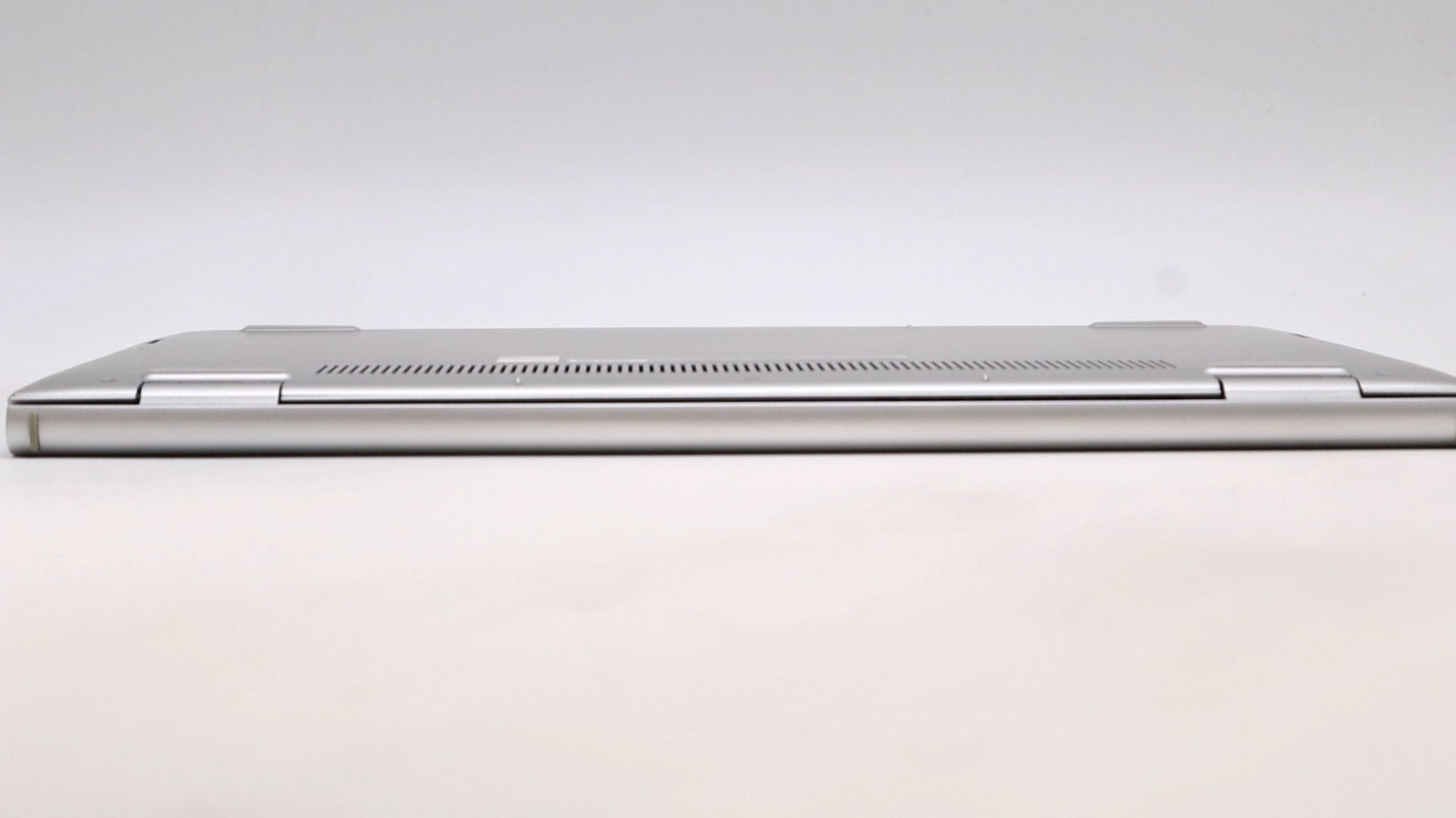 Dell Inspiron 15 3530 15″ i5-1334u 16GB 1TB – Excellent