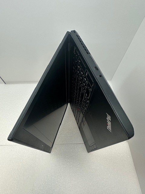 Lenovo ThinkPad P53 15.6″ FHD Intel Core i9-9880H 64GB 1TB NVIDIA RTX 4000 LCD-A