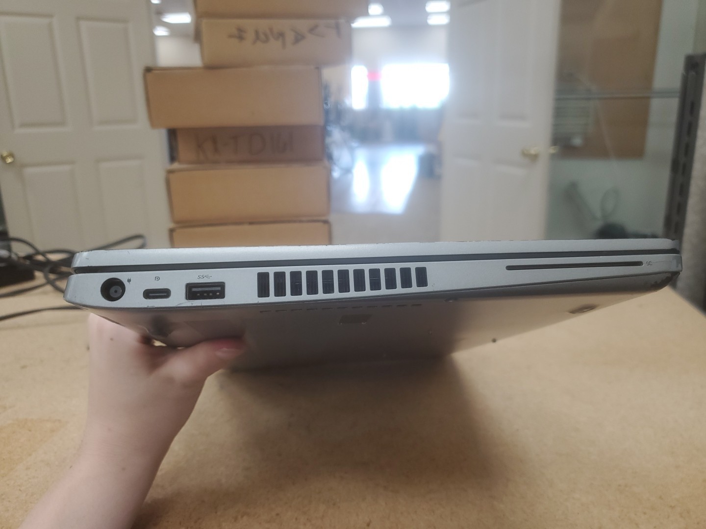 Dell Precision 3550 Laptop – i5-10310U 8GB 256GB SSD 15.6″ 051326-1