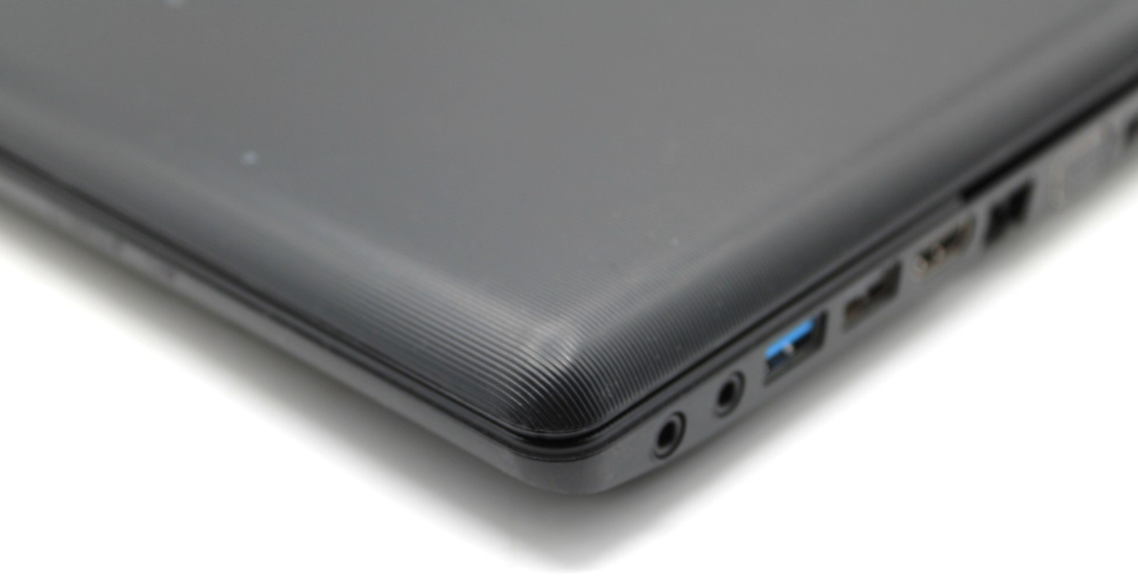 Toshiba Satellite C55A i3-3120M@2.5GHz 6GB DDR3 NO STORAGE/OS *USED/TESTED*
