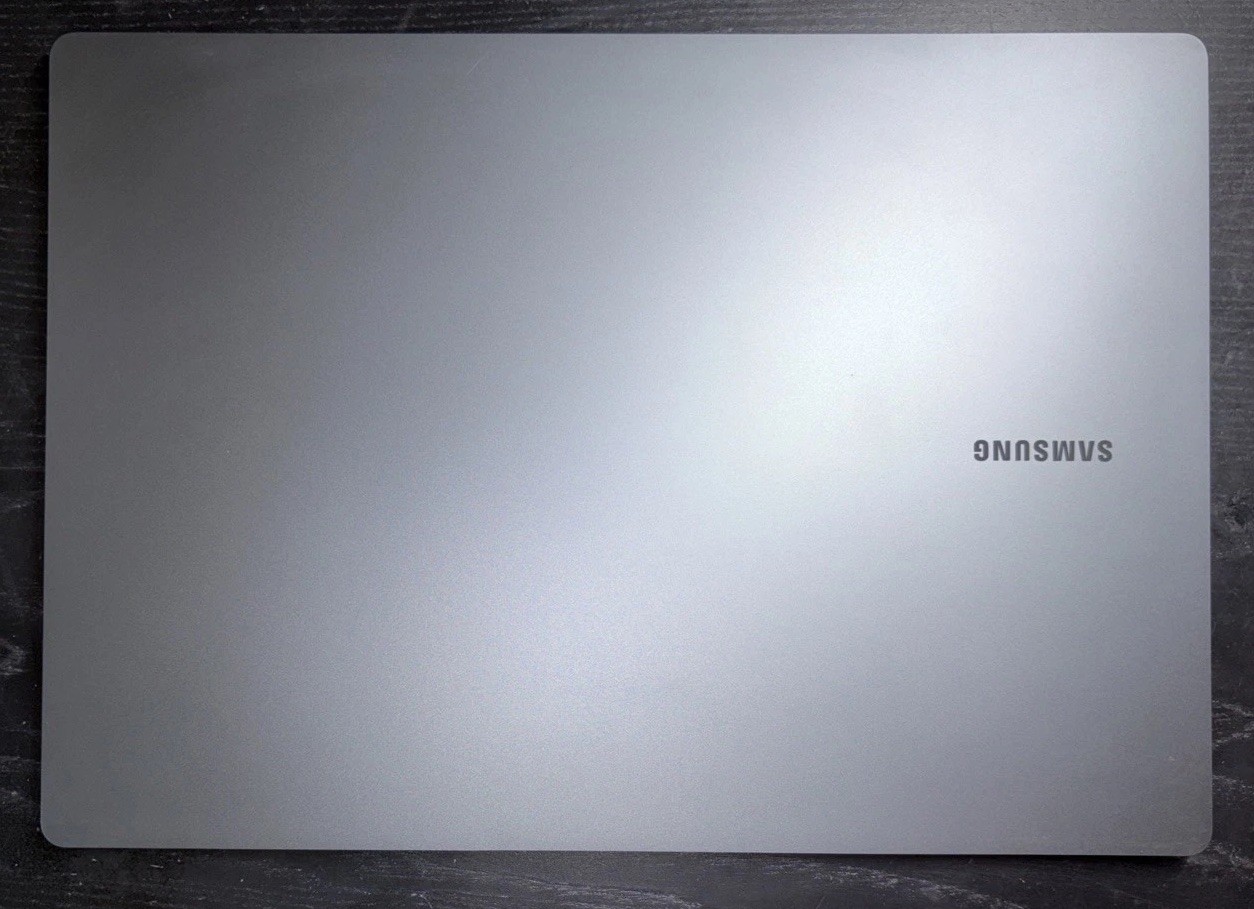 Samsung Galaxy Book3 Pro 16″ Ultra 7 258V 32GB DDR5 1TB SSD Windows 11 Pro