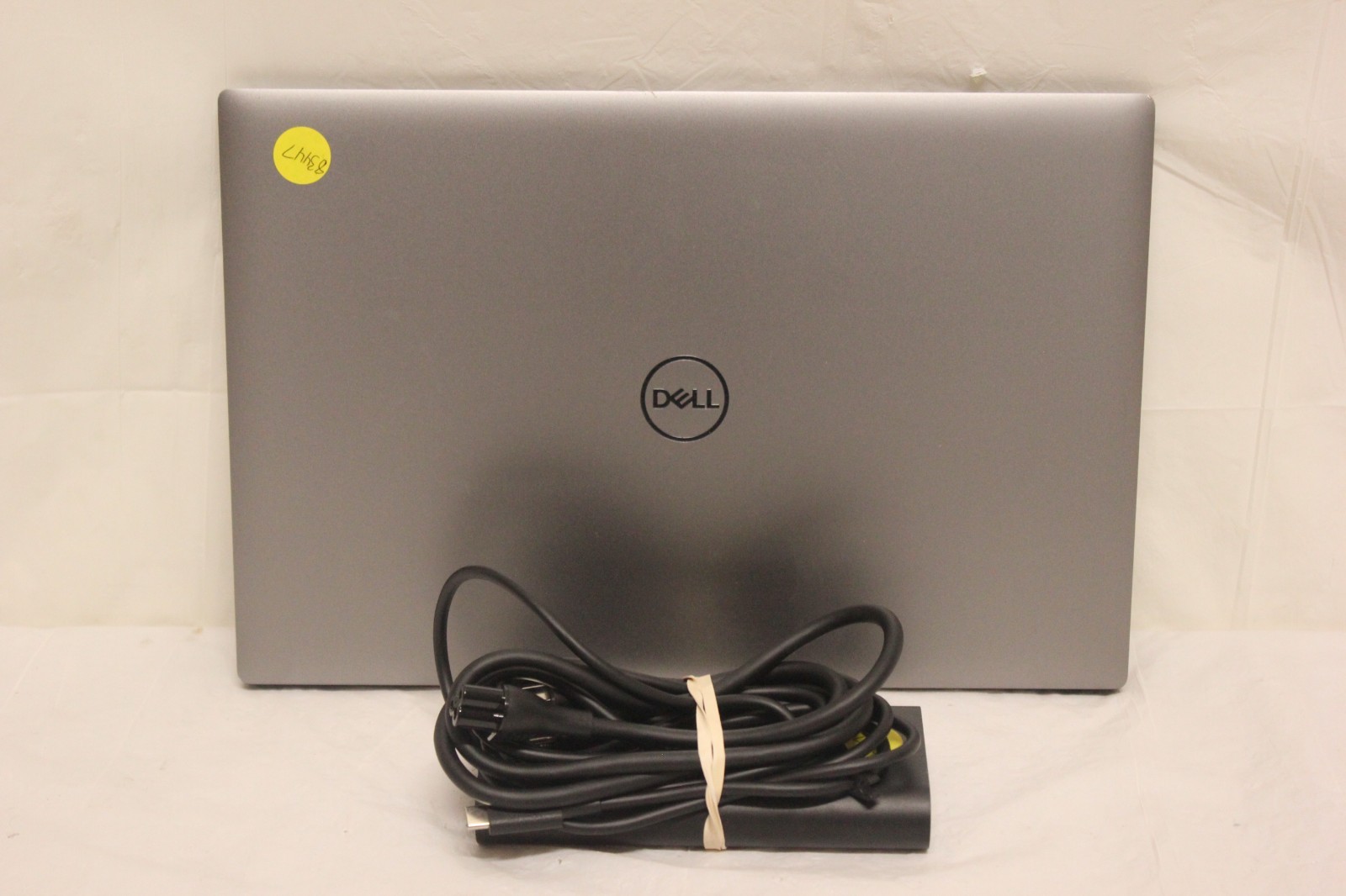 Dell Precision 5490 14″ Core Ultra 7 165H 3.8GHz 32GB RAM 1TB SSD RTX 2000 D2