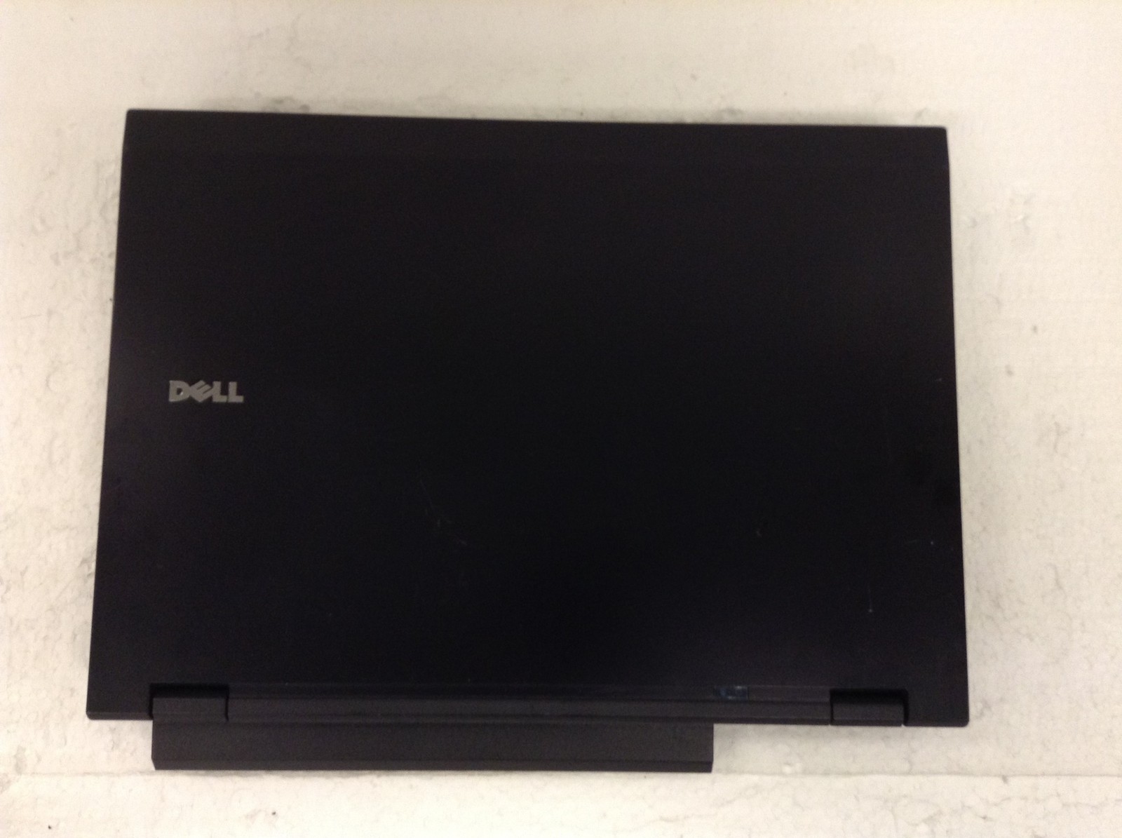 Dell Latitude E5400 14″ Core 2 Duo P8600 2.4GHz Laptop w/4GB,Wi-Fi,DVD-RW, NO HD