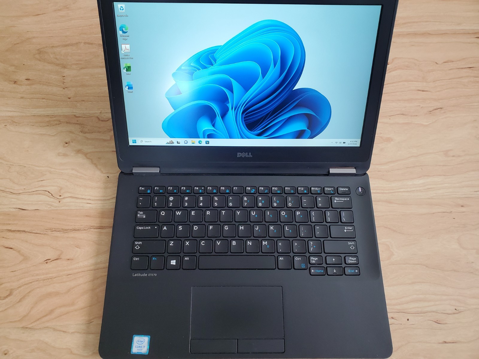 Used Dell Latitude7270 Core i7 Wndows 11 512gb SSD Drive 16gb RAM laptop