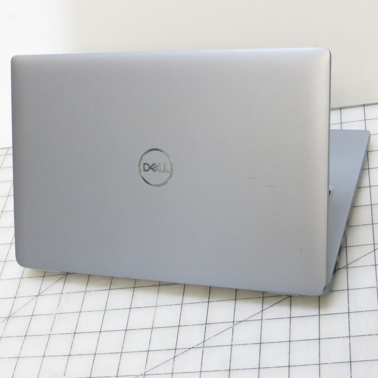 Dell Latitude 5450 Intel Ultra 7 8GB DDR5 256GB SSD 14″ Windows 11 Pro Laptop PC