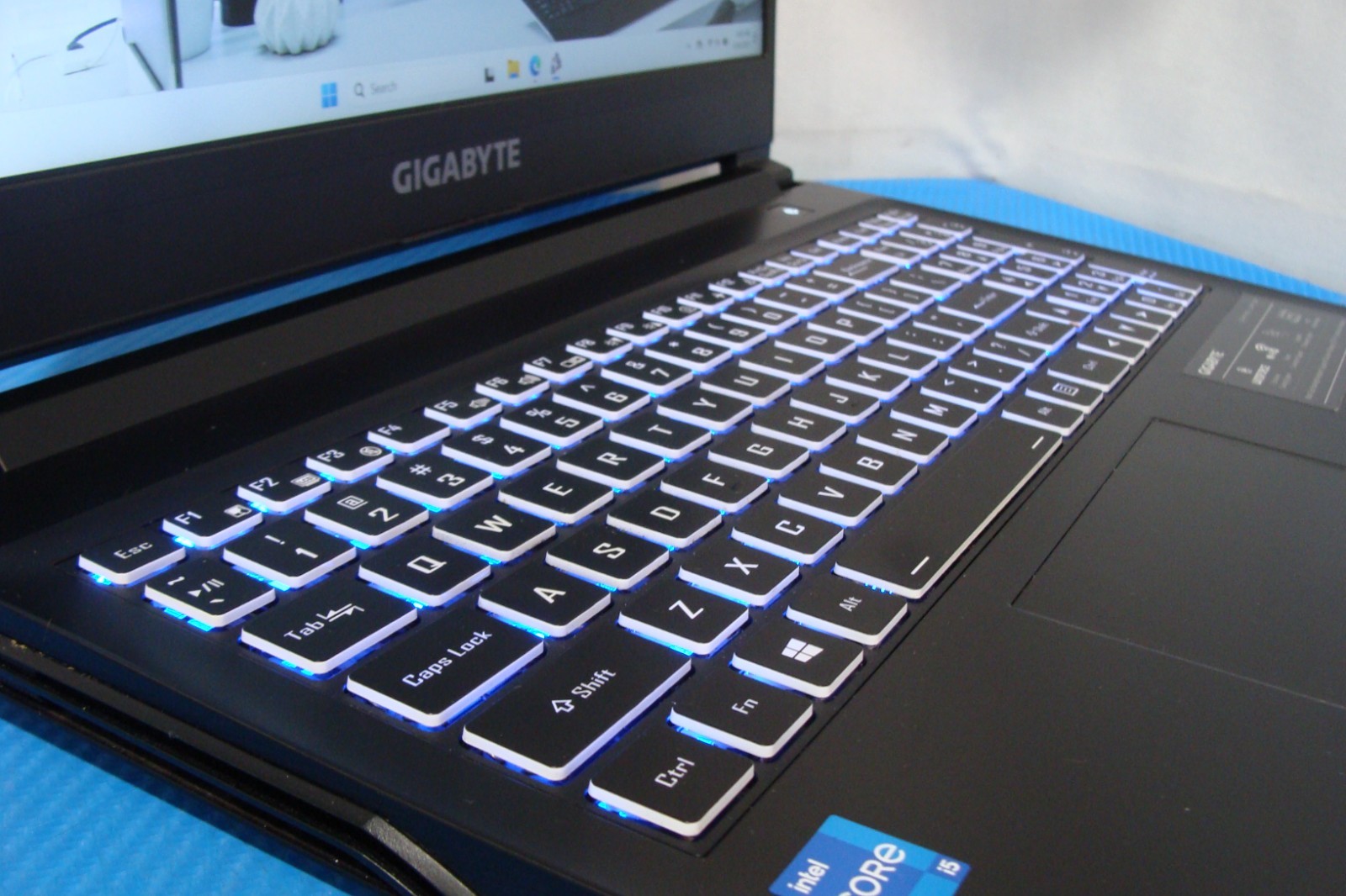 Gigabyte G5 GD 15.6″ FHD 144hz i5-11400H 2.7GHz 16GB 512GB RTX 3050 98% Battery