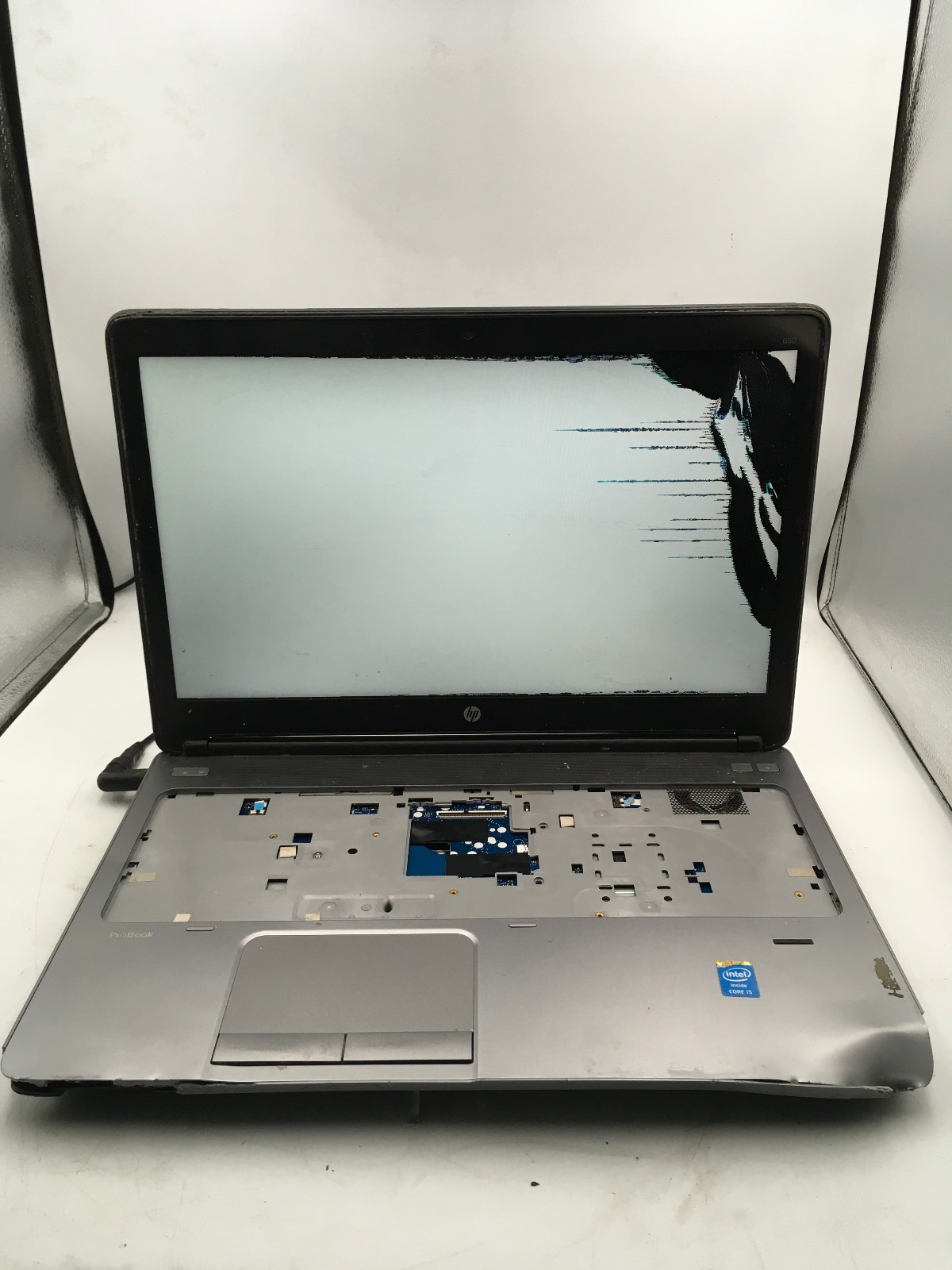 HP PROBOOK 650 G1 – FOR PARTS – INTEL I5 4TH GEN – NO RAM – BROKEN LCD -READ- BB