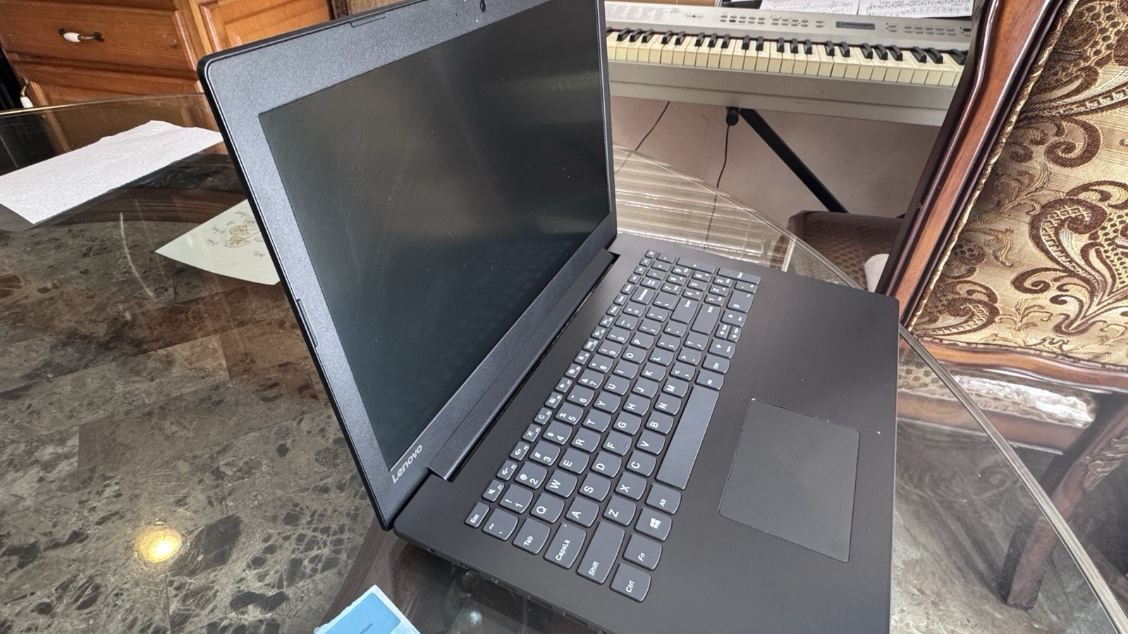 LENOVO B330-15IKBR-INTEL I3-8130U – 512GB – 8GB – windows 11