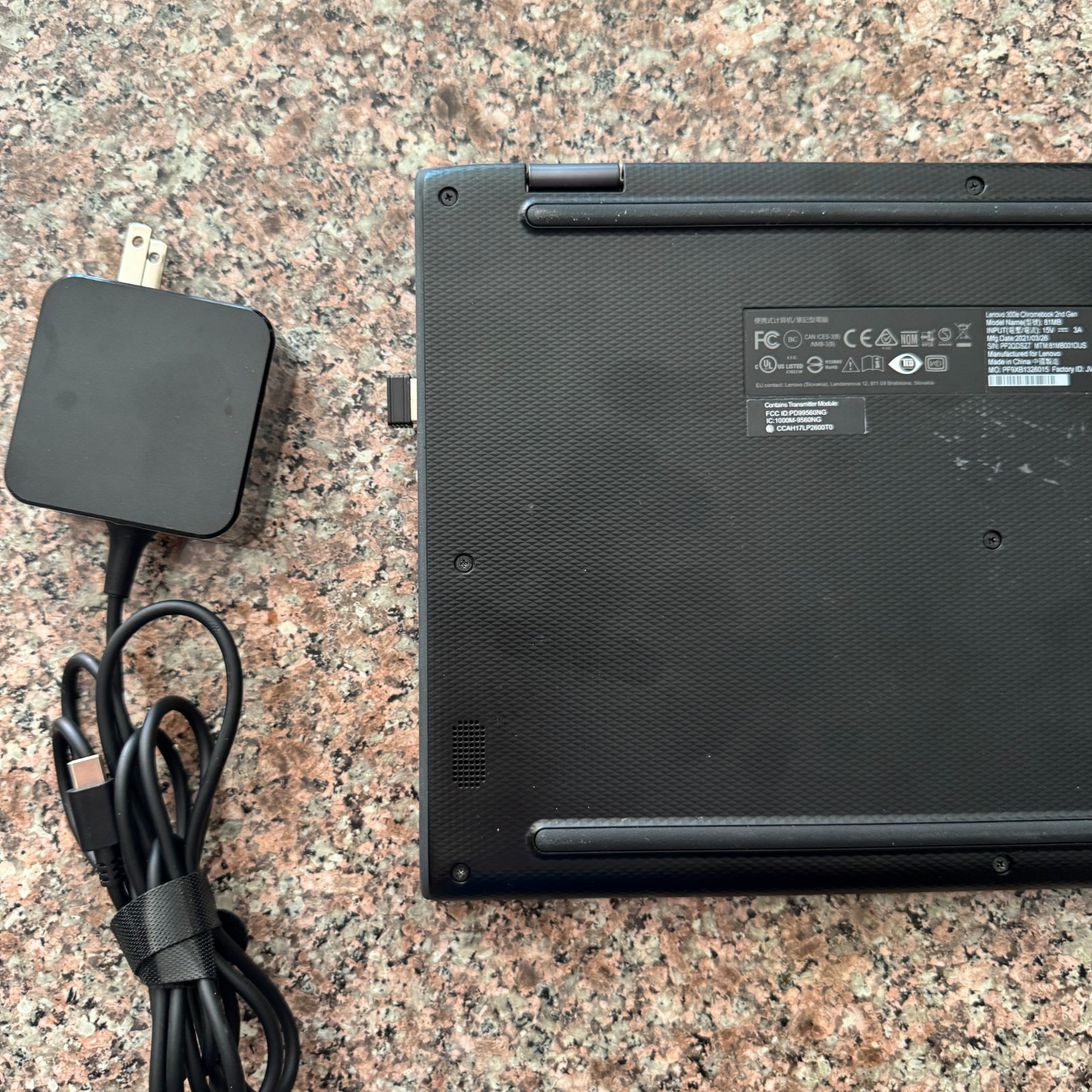 Lenovo Chromebook 300e 2nd Gen 2-in-1 11.6″ HD Touch 4GB 32GB – Wireless Mouse