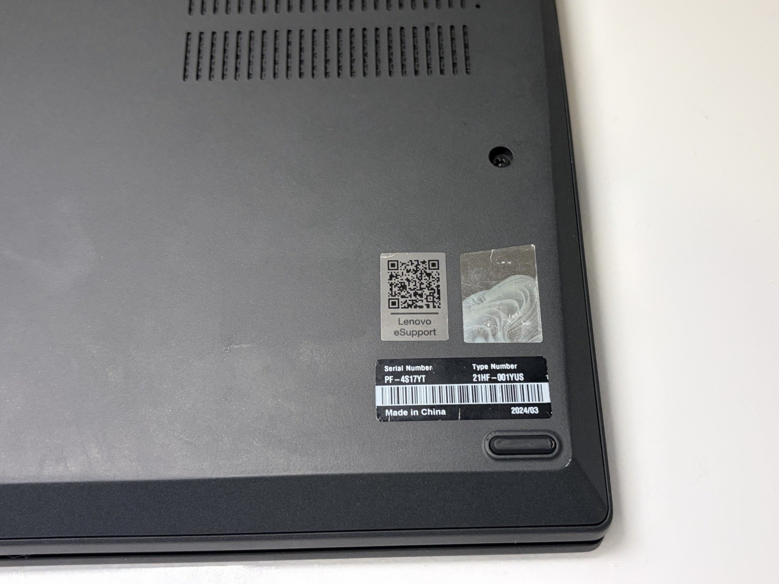Lenovo ThinkPad P14s Gen 4 i7-1360p 32GB 1TB NVMe NVIDIA RTX A500 WIN 11, OLED
