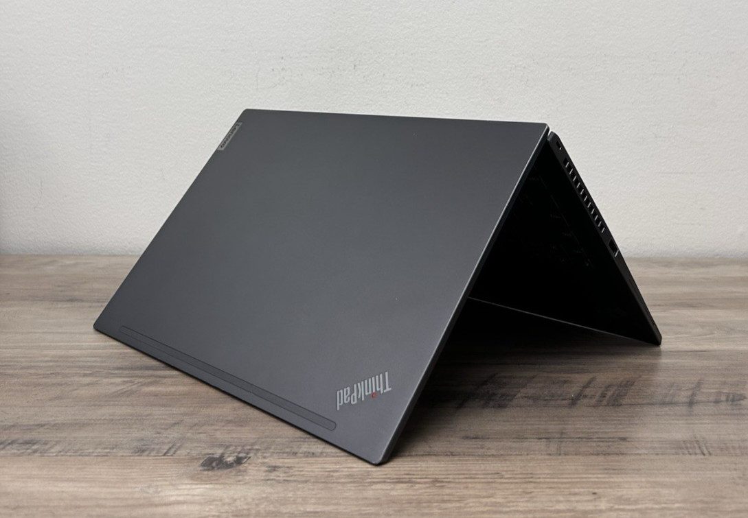 Lenovo ThinkPad T14s Gen 2 Intel Core i55-1145G7 |20WM005GUS-Touch |256GB SSD|
