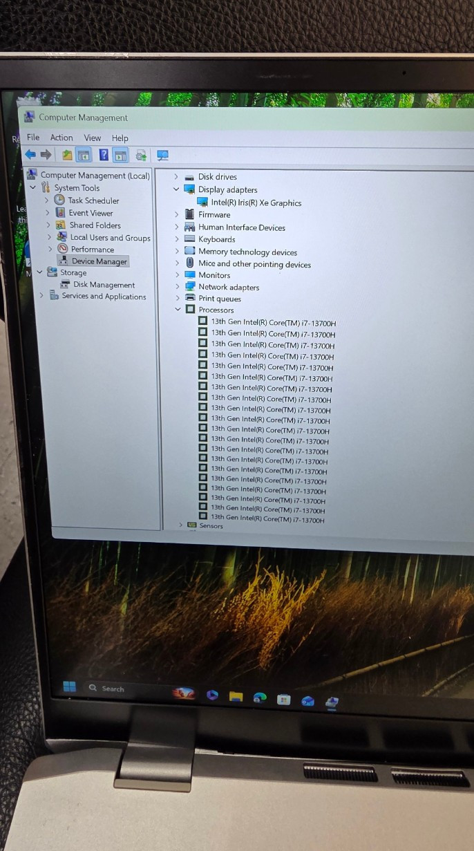 MSI Prestige 16 Evo A13M 165Ghz i7-13700H 32GB 512GB M.2 Win11