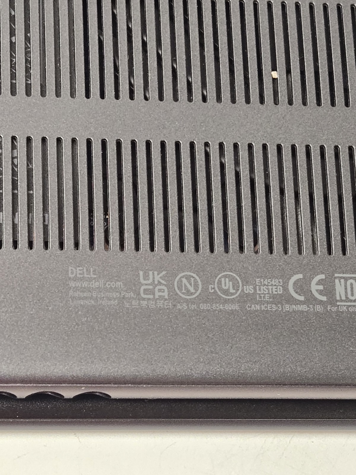 Dell Inspiron 14 2-in-1 Laptop AMD Ryzen 7 Radeon Graphics 16 GB Memory SSD A+