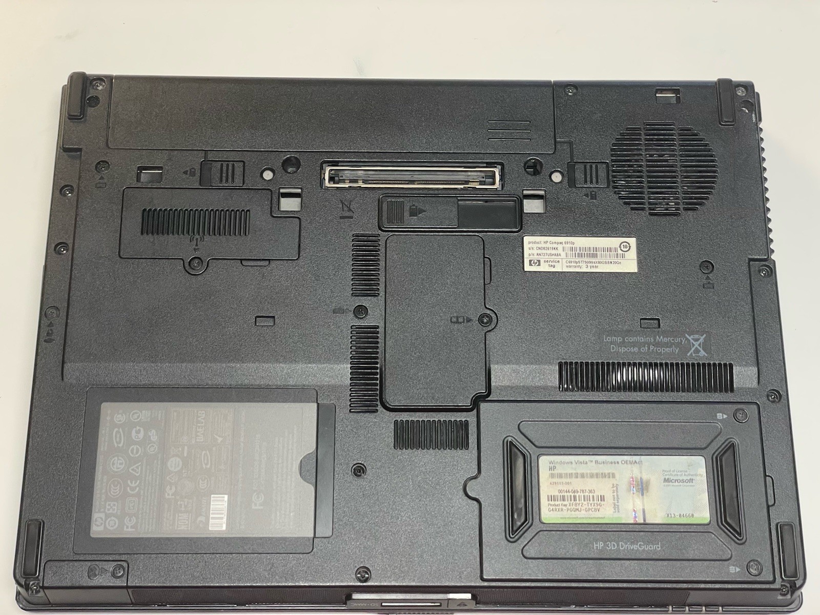 HP Compaq 6910p Laptop 14″ Display Intel C2D 2.2GHz 2GB RAM NO HDD/OS/Charger