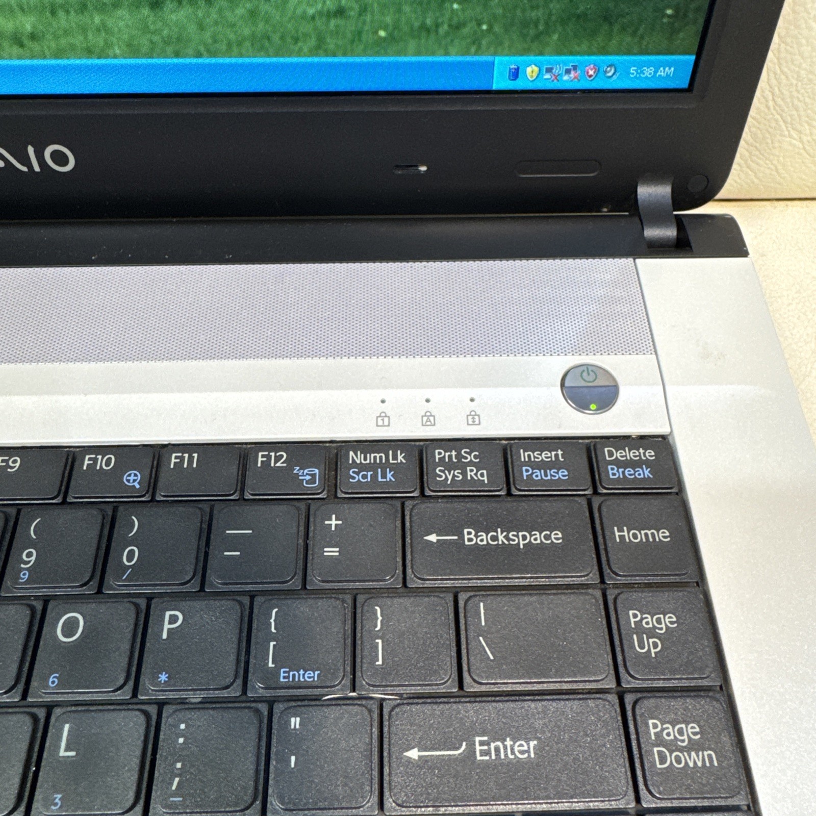SONY VAIO T5500 1.66GHz Intel Core (TM)2 CPU 2.00 GB Of RAM WORKING SEE DETAILS