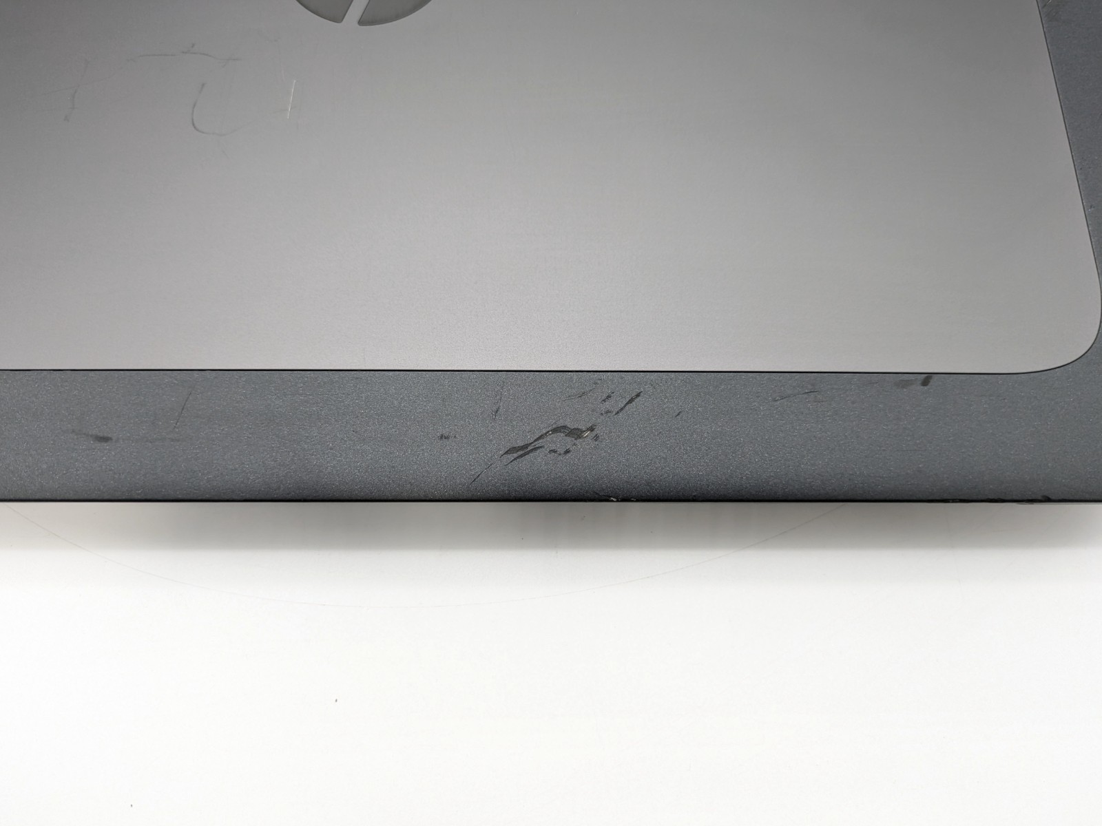 HP ZBook 15 G4 – Intel Core i7-7700HQ, 8GB RAM, NVIDIA, no OS/SSD/AC Adapter
