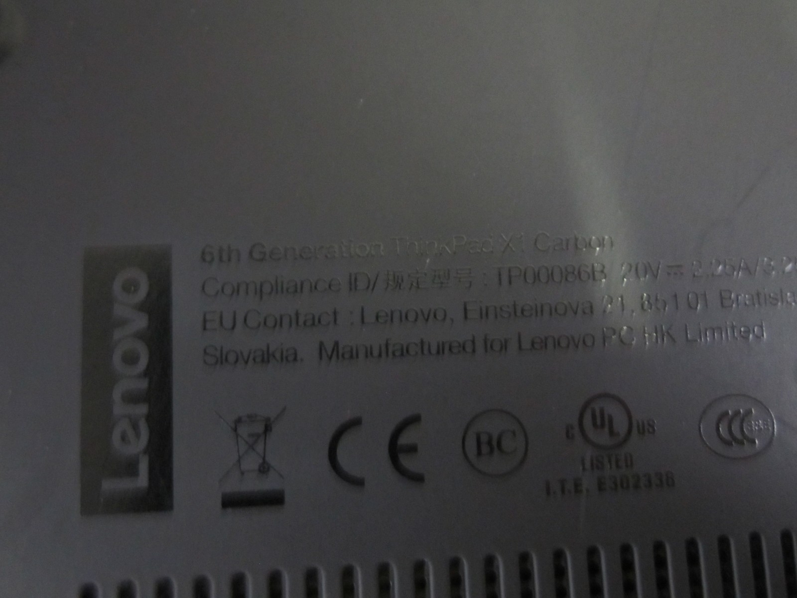 LENOVO THINKPAD X1 CARBON 6TH GEN I7 16GB 256GB M2SSD LAPTOP + AC NOOS BIOS