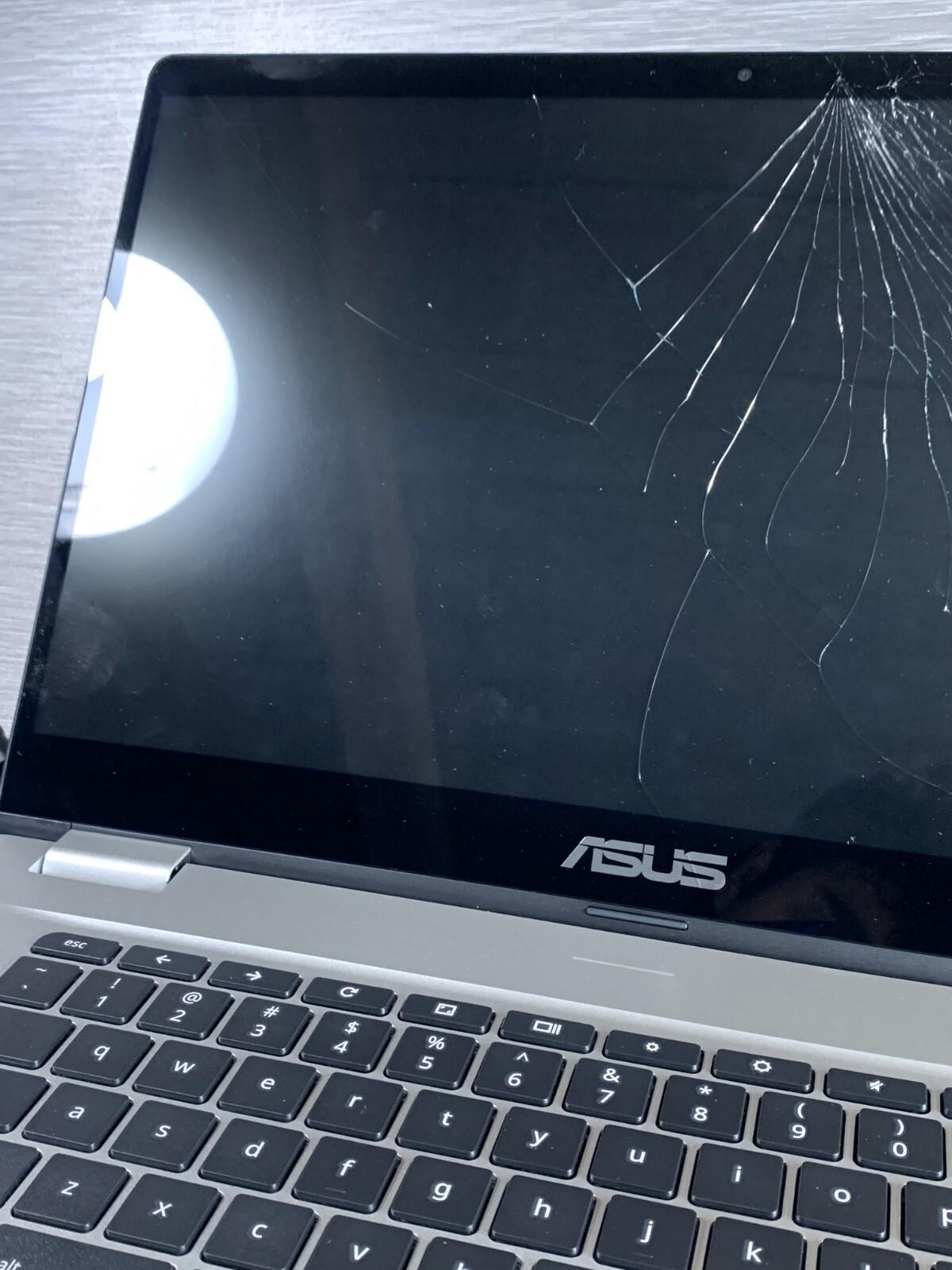 ASUS Chromebook C523N Silver HDMI 15.6″ Built-in Webcam Notebook PC – for Parts