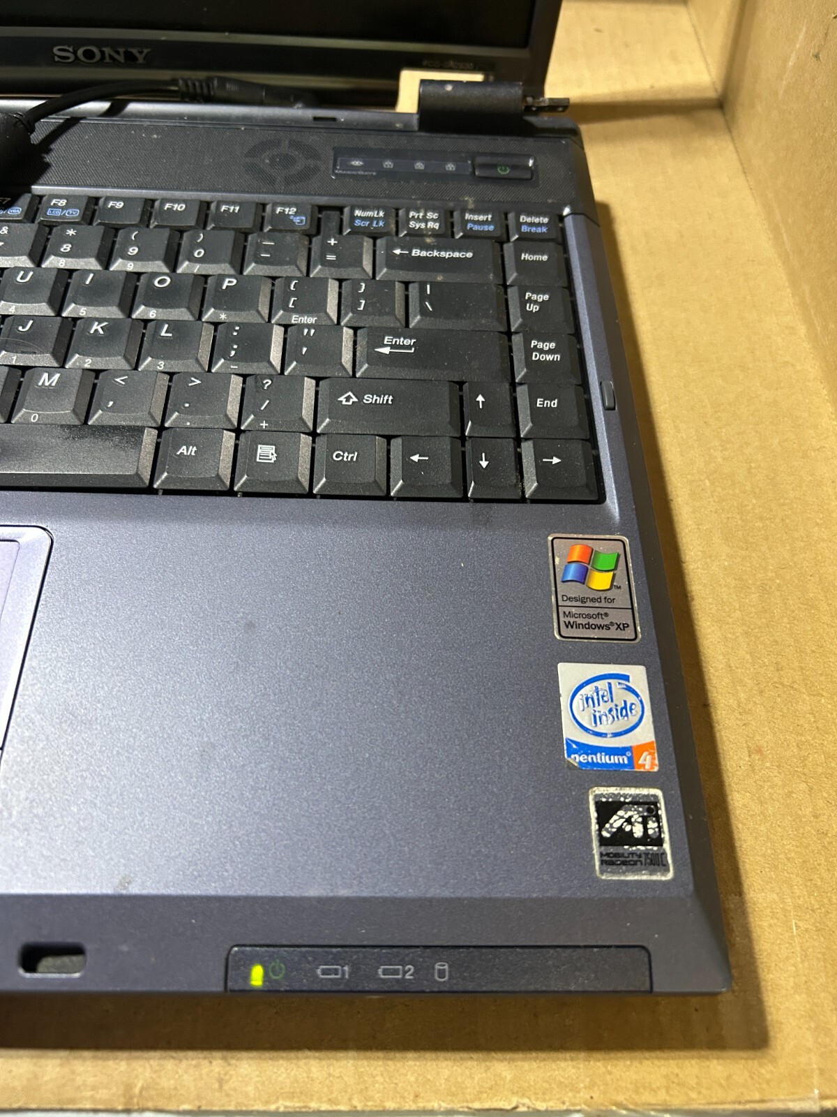 Used – Parts – Sony Vaio PCG-8L2L Laptop – Intel Pentium 4 – 1GB RAM – No HDD