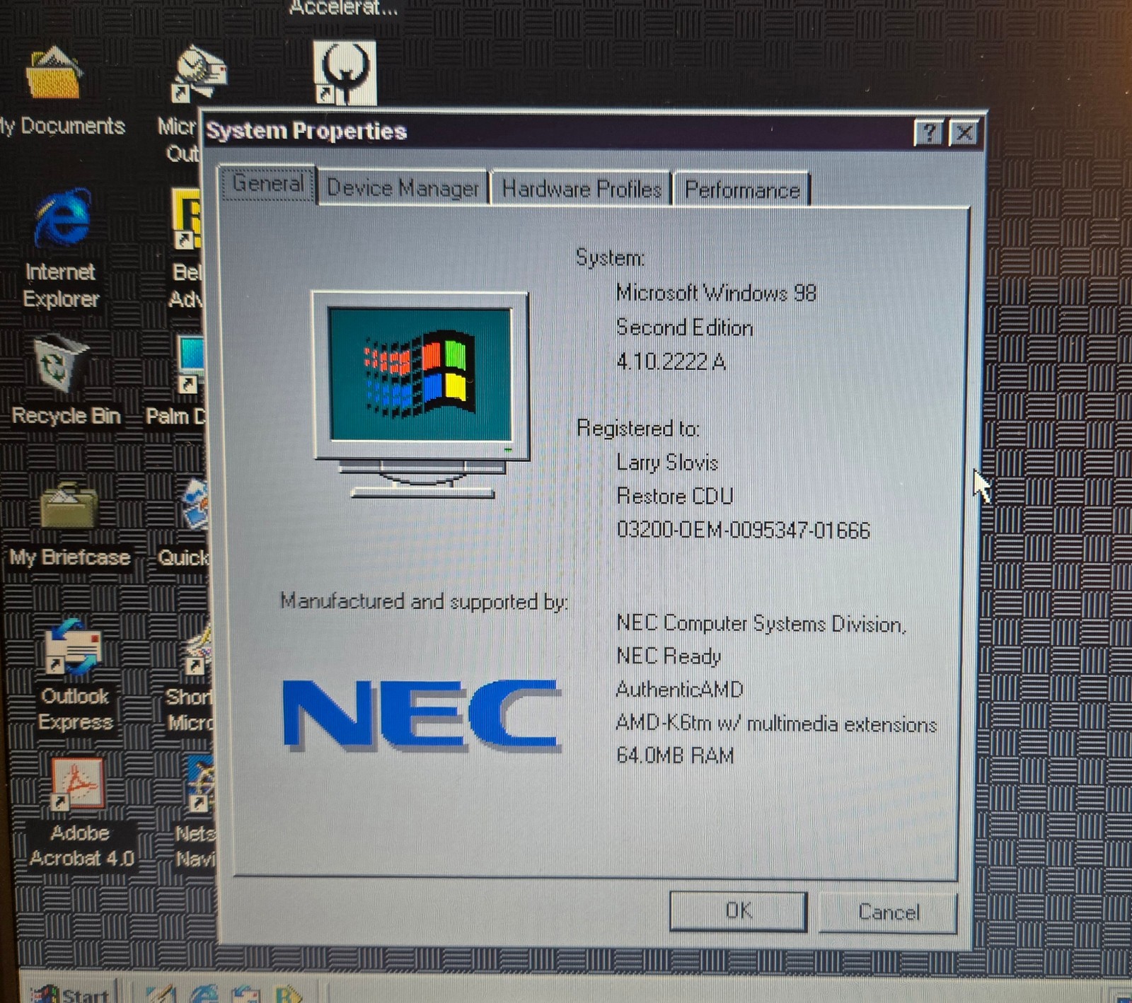 Vintage NEC Ready 230T (AMD K6 @ 300 MHz, 64 MB RAM, Win98SE)