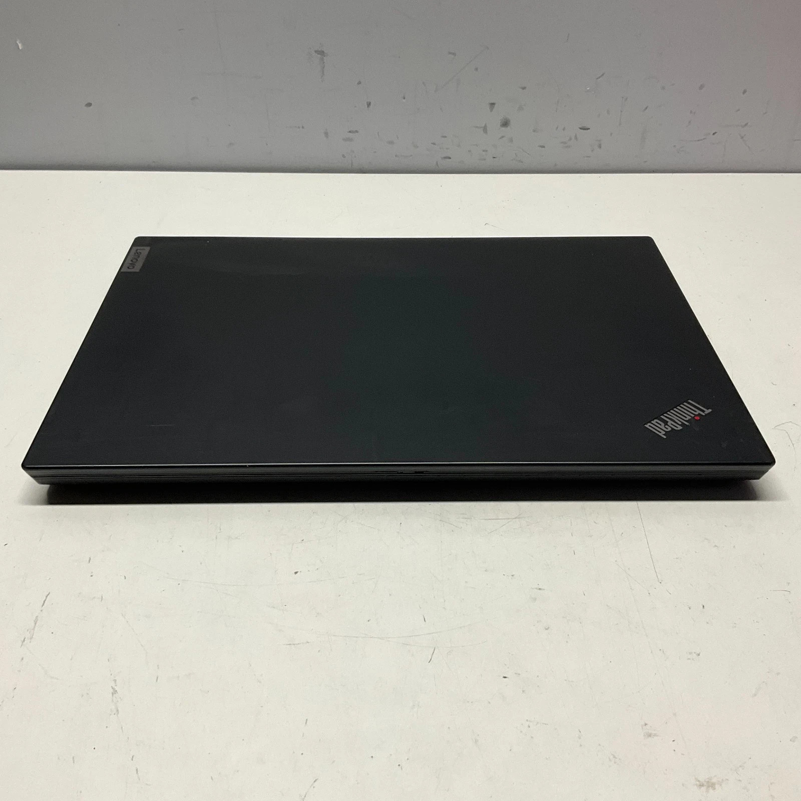 ThinkPad P15v i7-10750H 32GB 1TB NVMe Quadro P620 Win 11 Office 2024