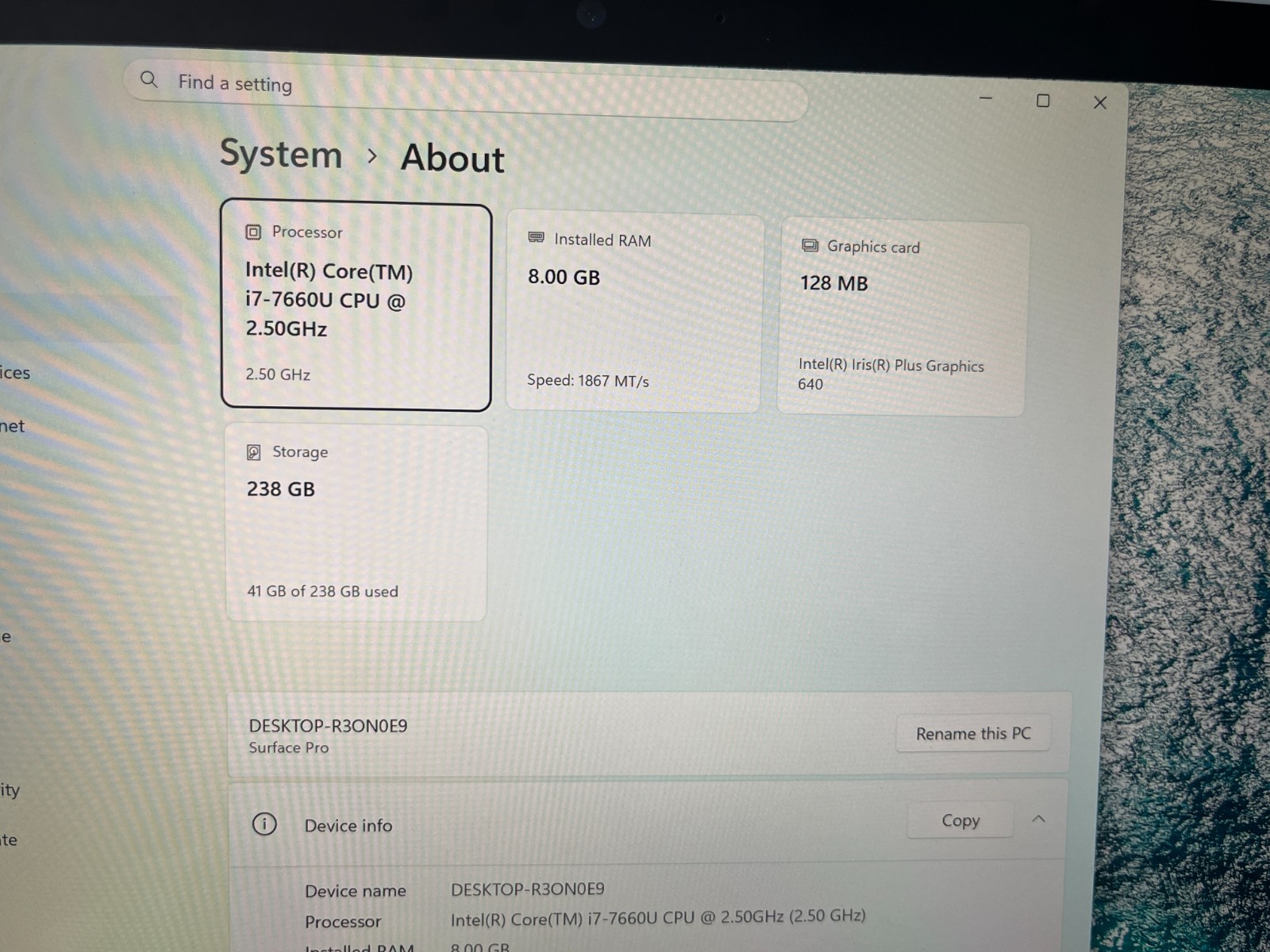 Microsoft Surface Pro 1796 12.3” Intel i7-7660U 2.5GHz 8GB RAM 256GB SSD WIN11P