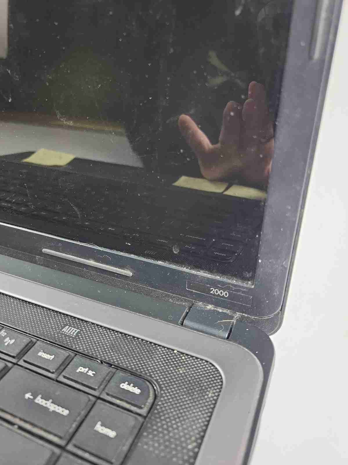 HP 2000 15.6″ Laptop 584037-001 – Win 7 – 150GB – AMD E-300 – 4GB Ram
