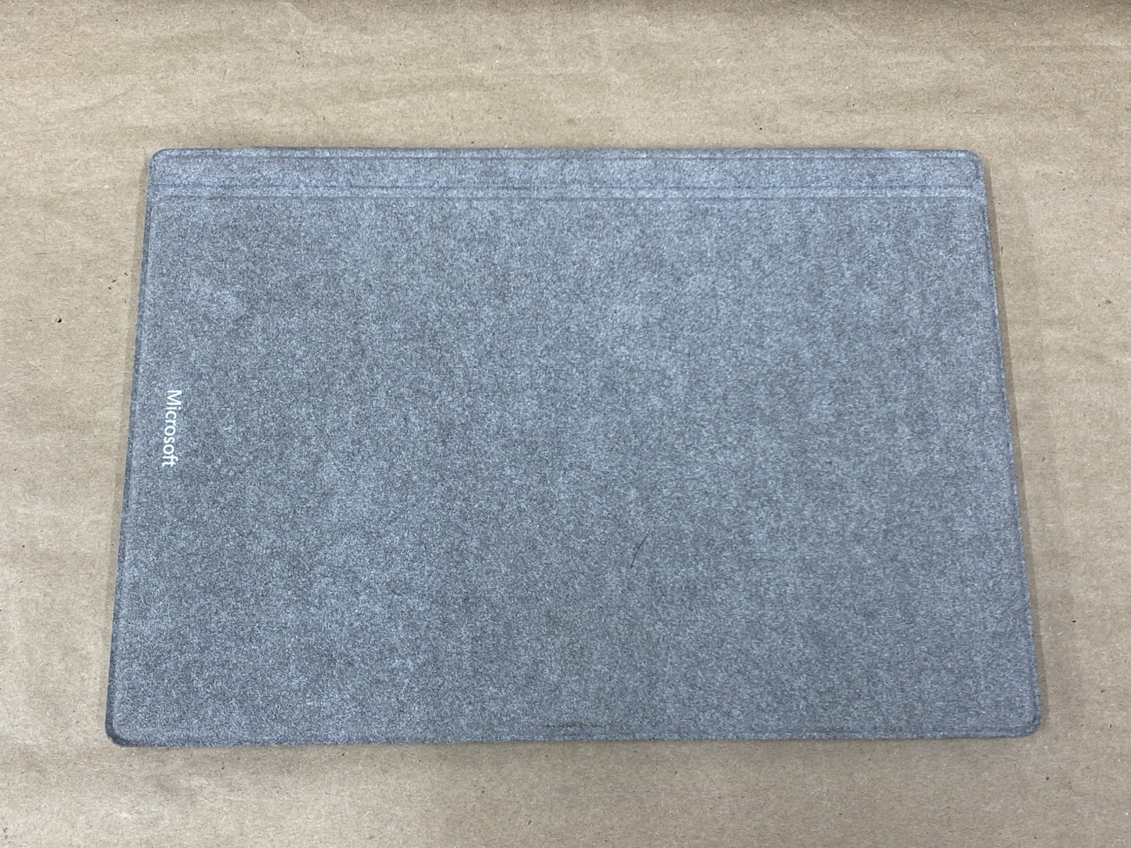 Microsoft Surface Pro – 12″ 2736*1824 – i5-7300U – 8GB – 256GB SSD – Win 10 READ
