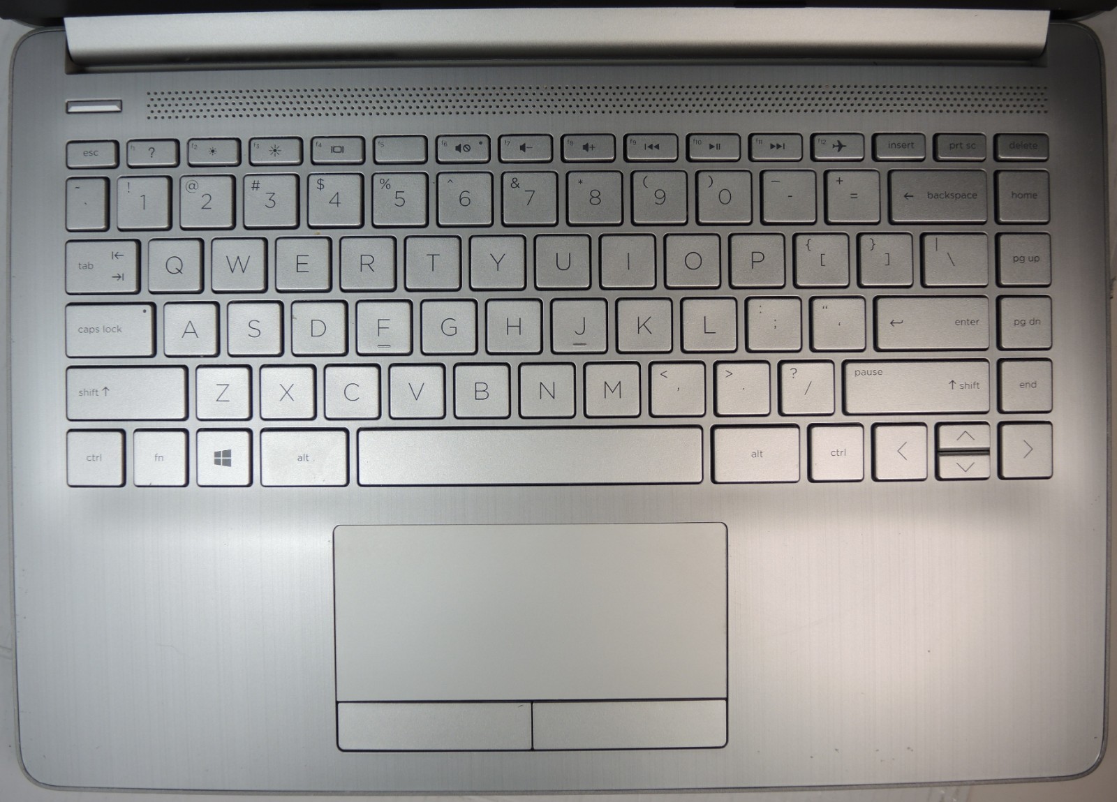 HP Laptop 14-dk1025wm (DEAD, NO POWER, LIQUID DAMAGE, PARTS ONLY, NON-FUCTIONAL)