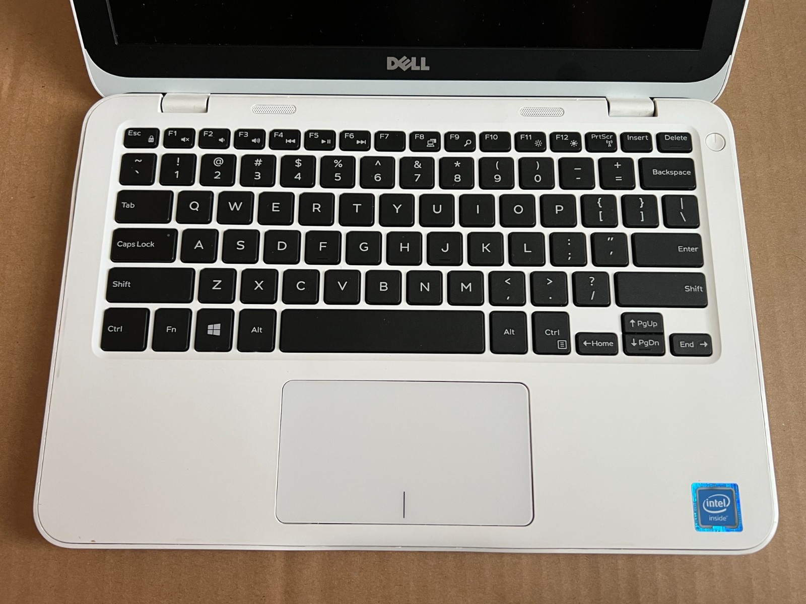 11.6″ Dell Inspiron P24T001 EMMC HDD White Laptop – PARTS – DISPLAY BROKEN
