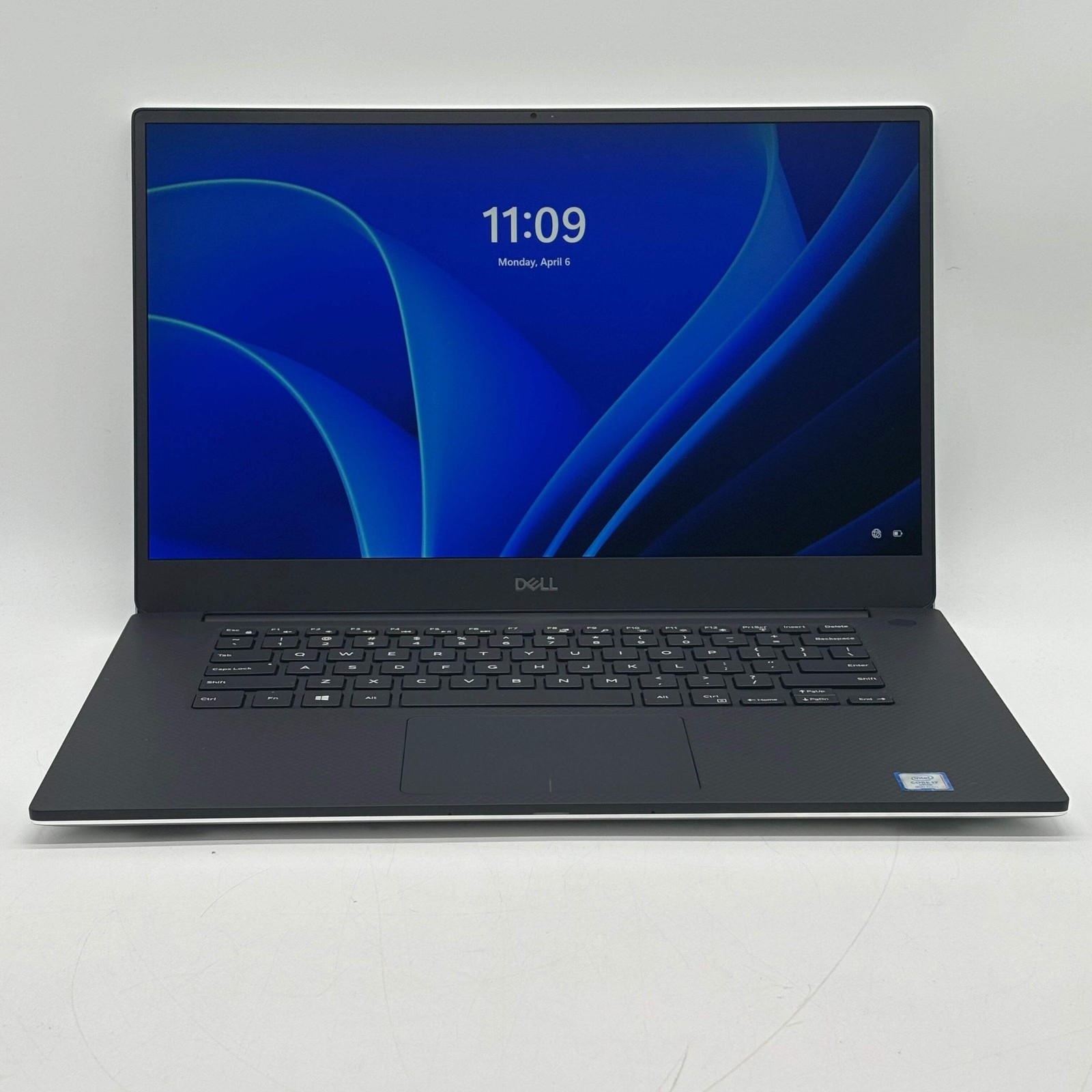 Dell Precision 5540 15.6″ i7-9850H 2.6GHz 16GB RAM 512GB SSD